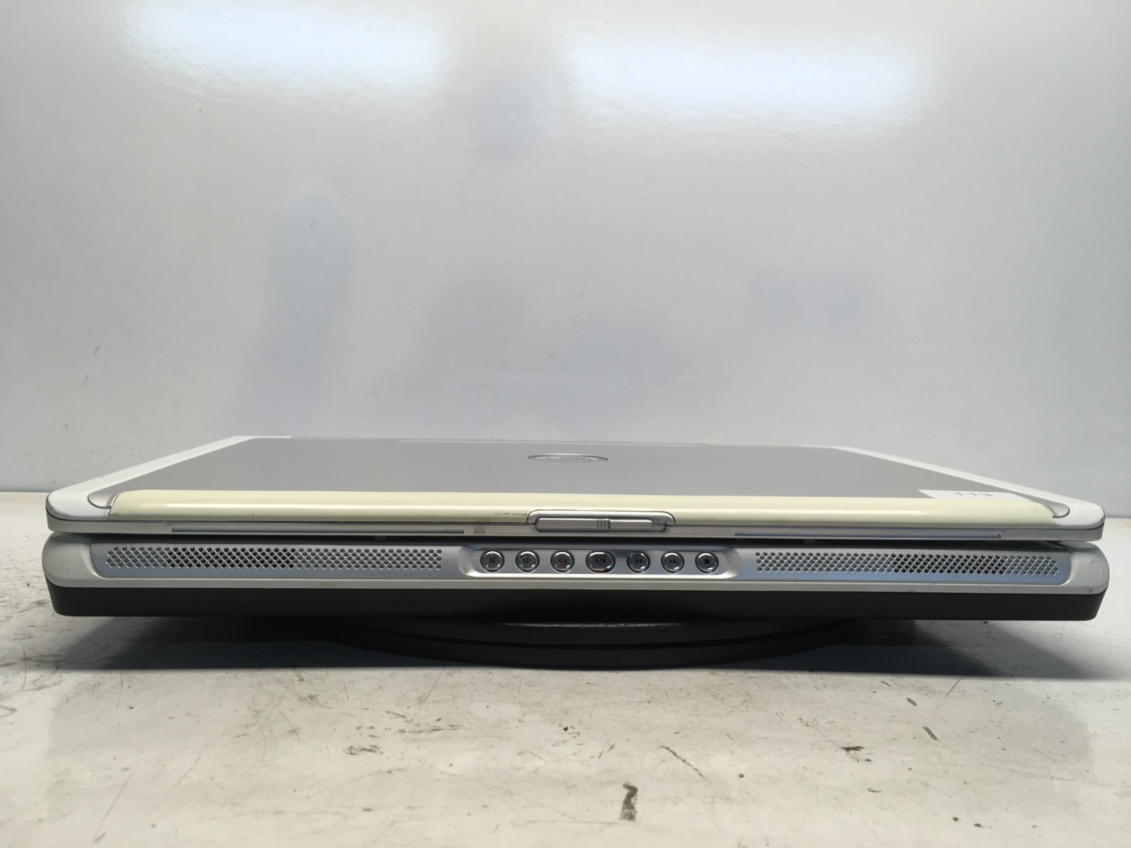 Dell Inspiron 9300 Intel Pentium 06D8 1.86GHz 2 GB NO HDD