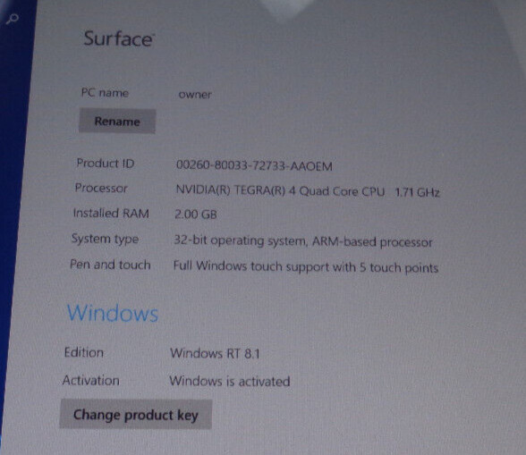 Microsoft Surface RT Tablet with Keyboard & Charger 64GB 2 GB RAM Touchscreen B