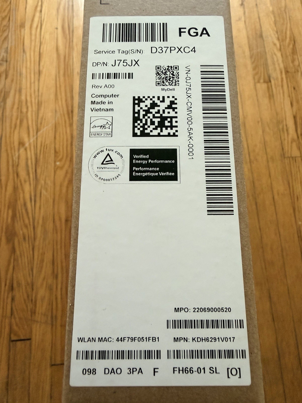 Dell 16 Touch Laptop- Ryzen 7 250 16GB RAM 512GB SSD W11 FHD+