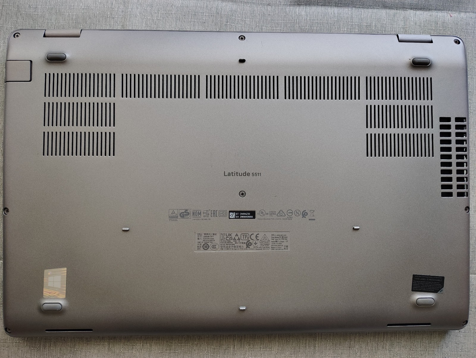 Good condition Dell Latitude 5511 Intel i7-10850H 16GB RAM Win 11 Pro