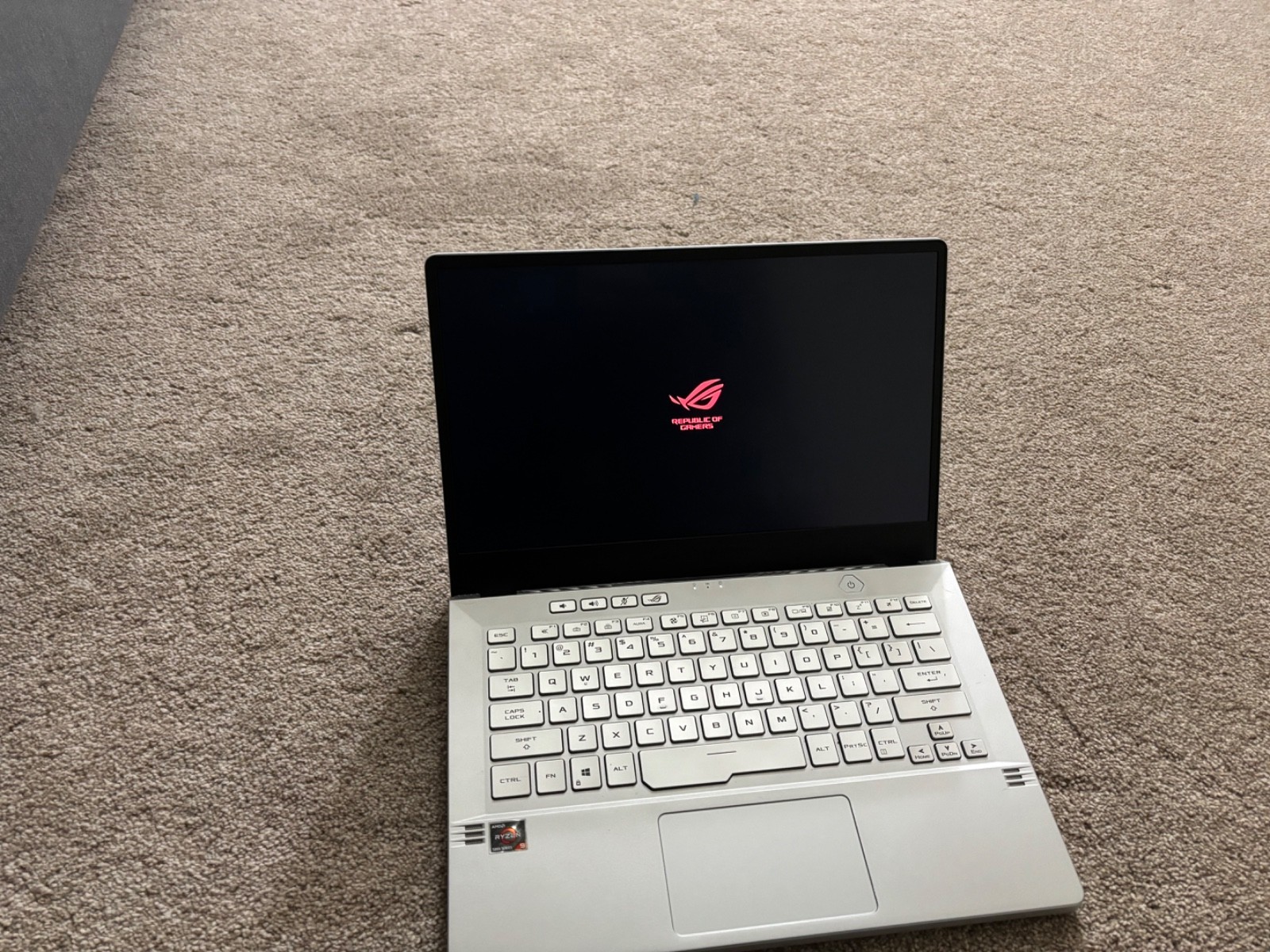 ASUS ROG Zephyrus G14 14 inch (QHD 120Hz Ryzen 9 5900HS – RTX 3060 16GB RAM 1TB