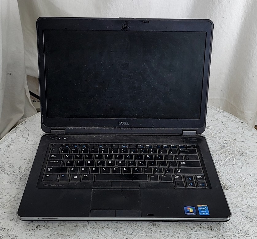 DELL LATITUDE E6440 Laptop Core I5-4300M 4GB 500GB SEE NOTES