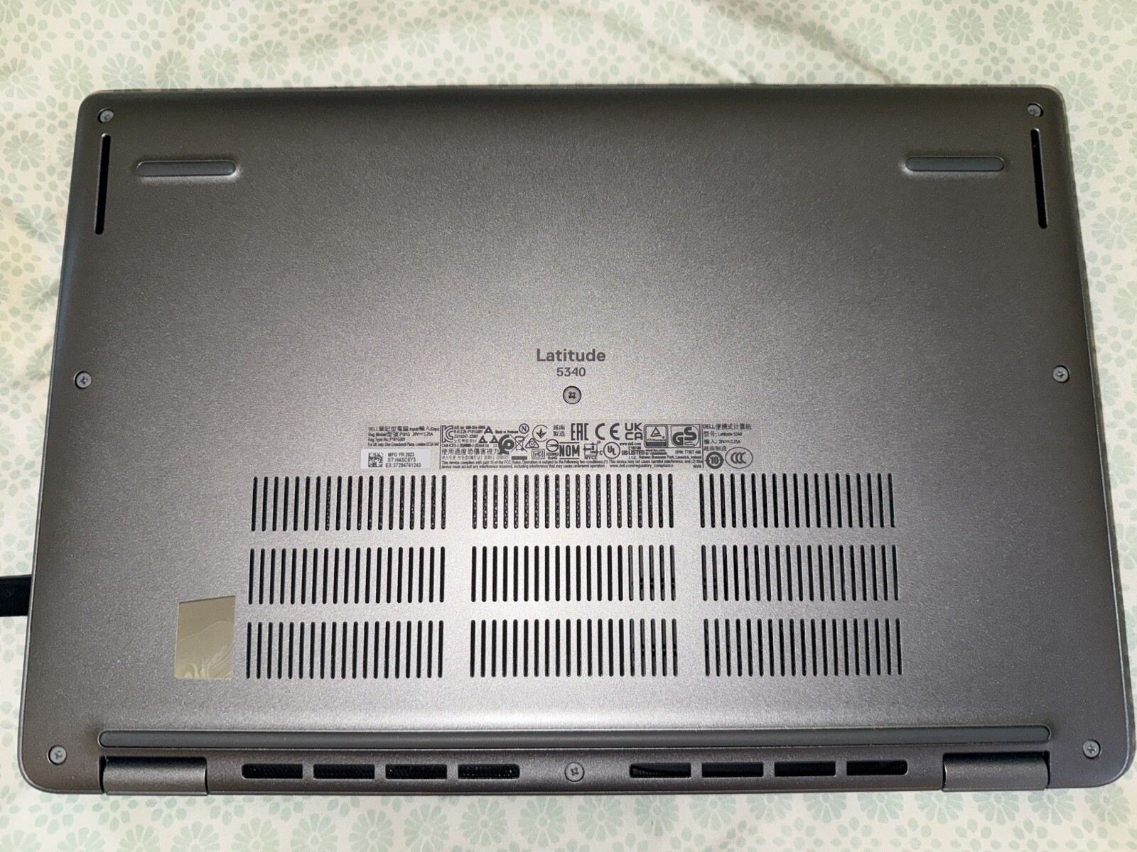 Dell Latitude 5340 13.3″ Core i5-1345U 16GB 256GB NVMe Win 10 Pro