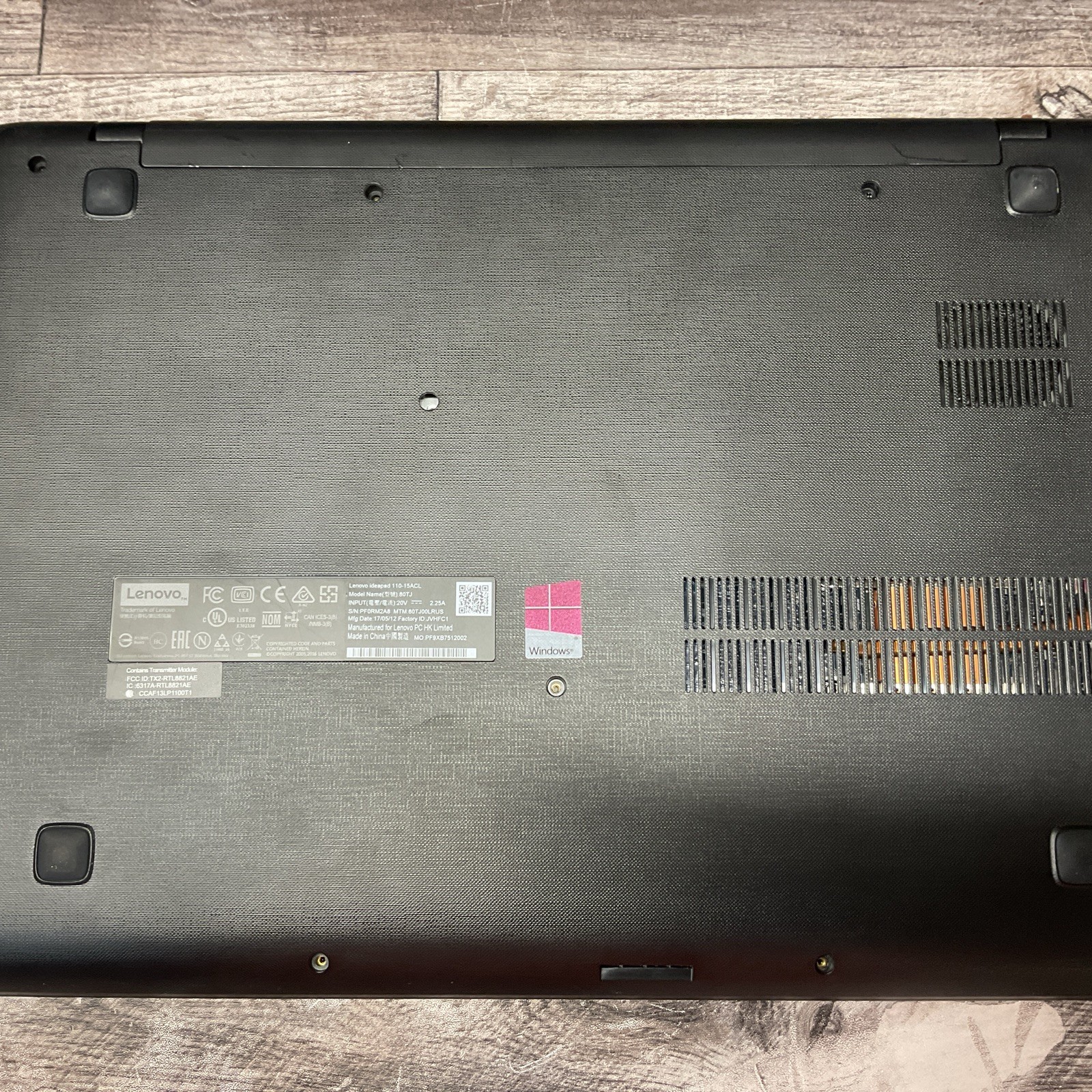Lenovo IdeaPad 110-15 / AMD A6 / No Power / No RAM / No SSD / T5