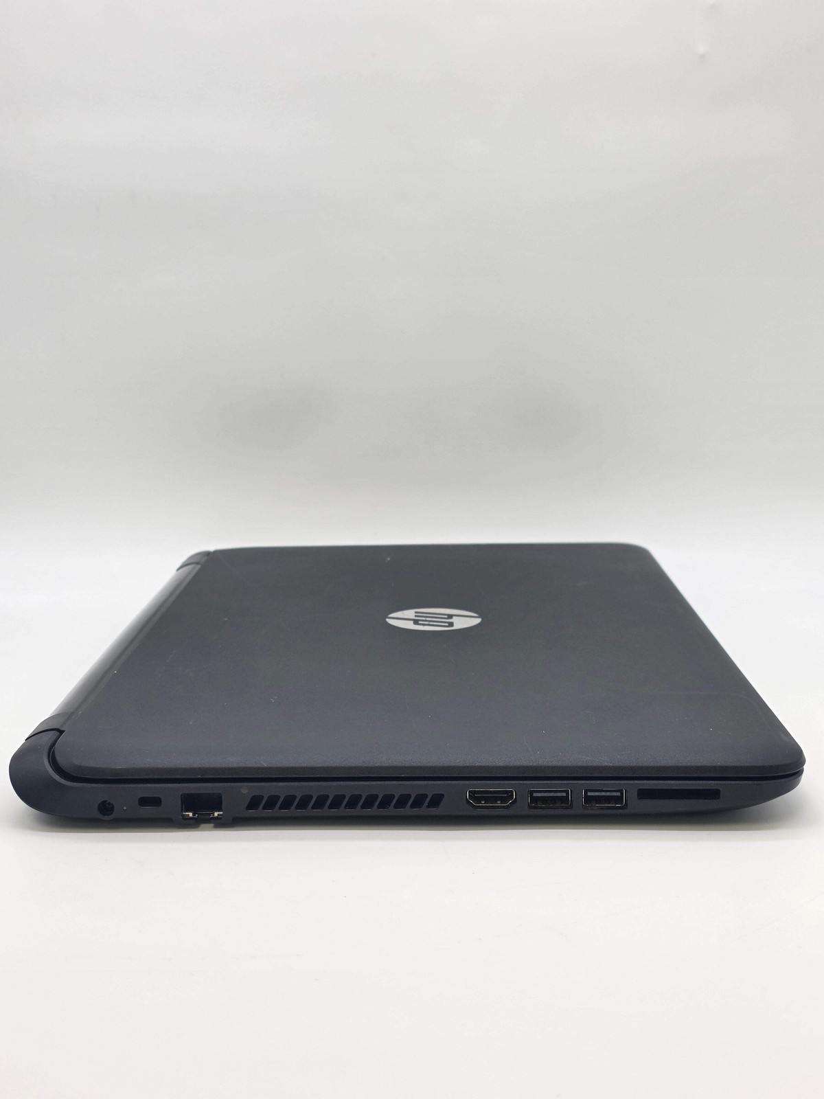 HP 15-1223wm Intel Celeron CPU N3050 4GB RAM 500GB 15-inch Laptop Used