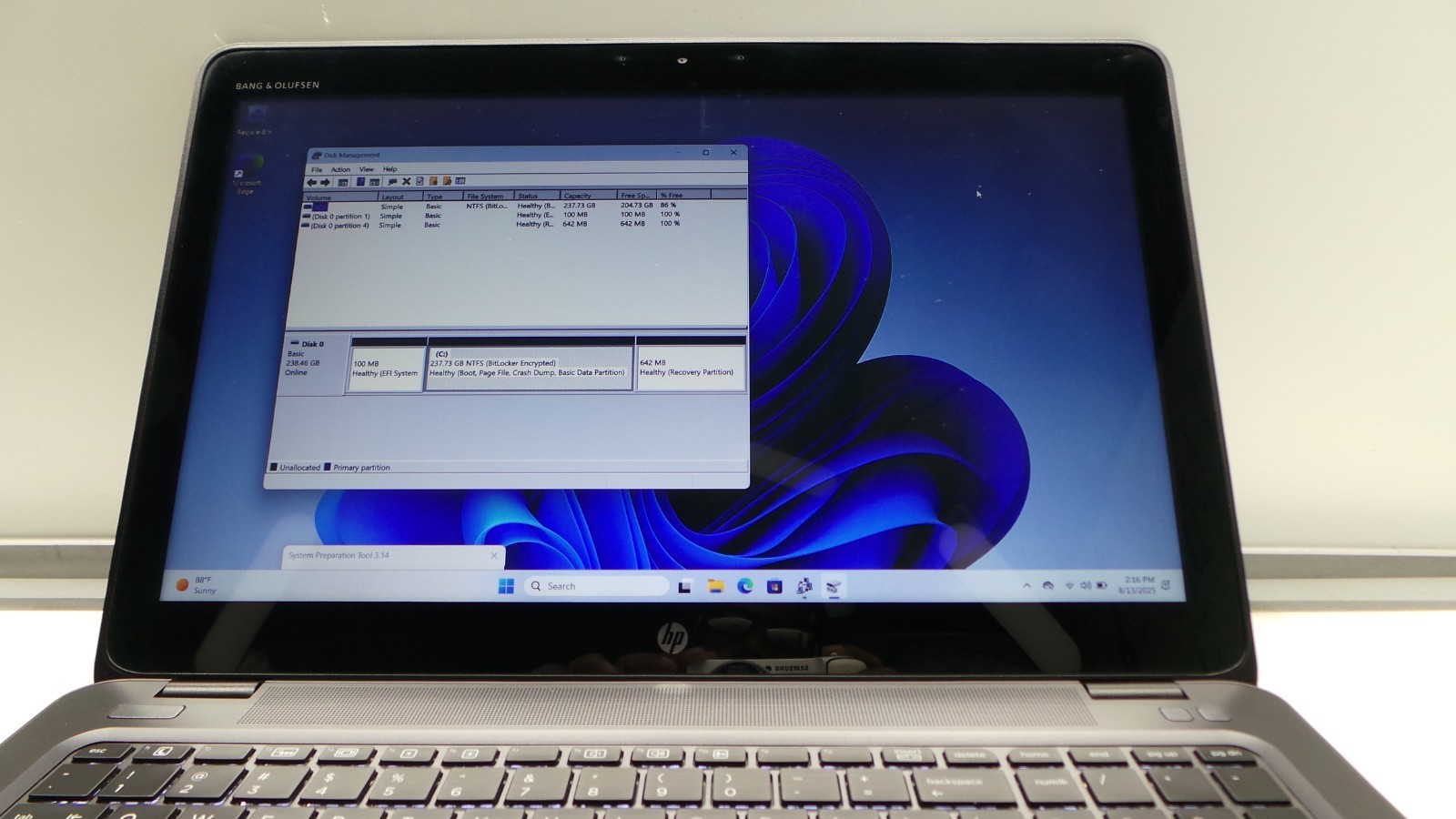 HP Z Book 15u G3| 15.6″ | i7-6500U |2.50GHz |16GB DDR RAM|256 GB SSD| Win 11 Hom