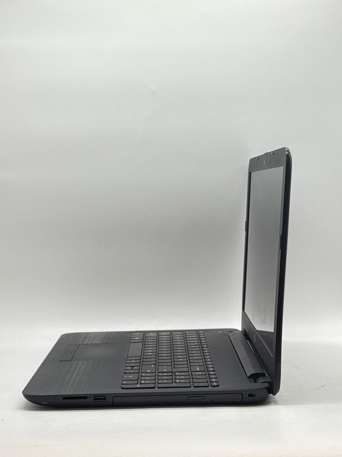 HP 15-ba009dx 15.6″ AMD A6-7310 6GB RAM 500GB HDD Windows Laptop