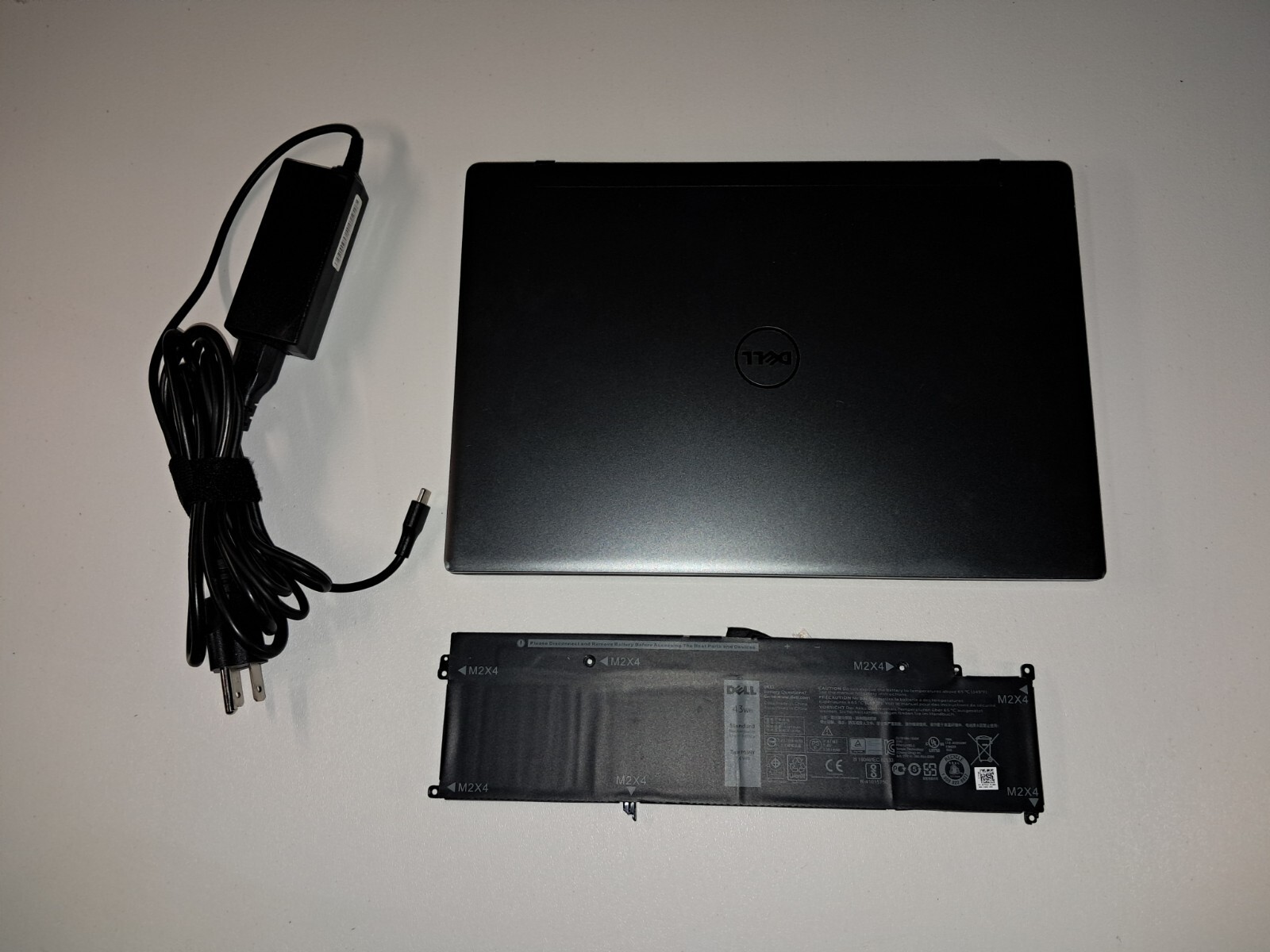 Dell Latitude 7370 13.3″ 16GB 256 GB SSD Windows10 Pro – Used w Extra Battery