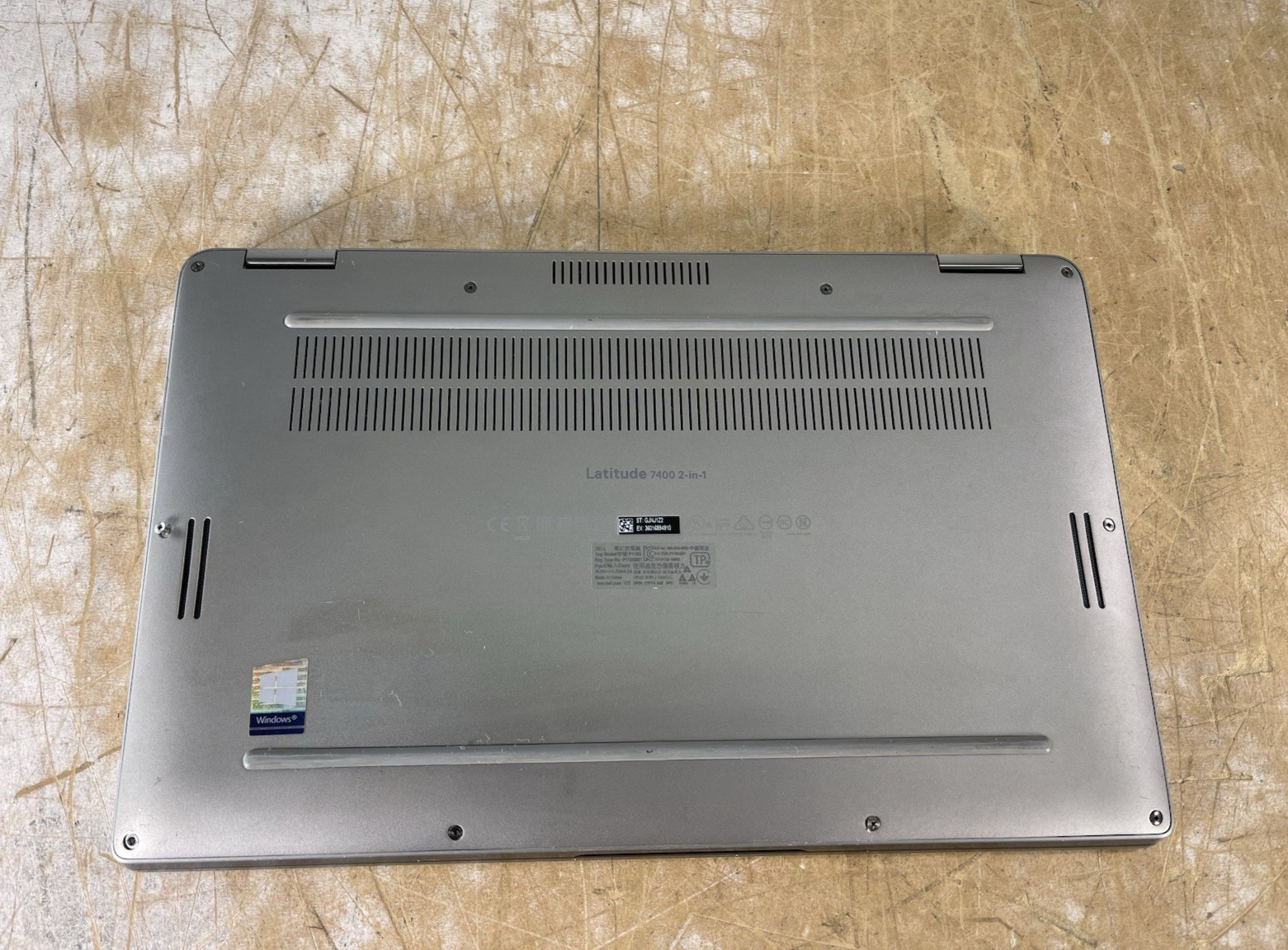 DELL LATITUDE 7400 2-IN-1 i5-8365U @ 1.6GHz, 16GB RAM, NO HDD/OS