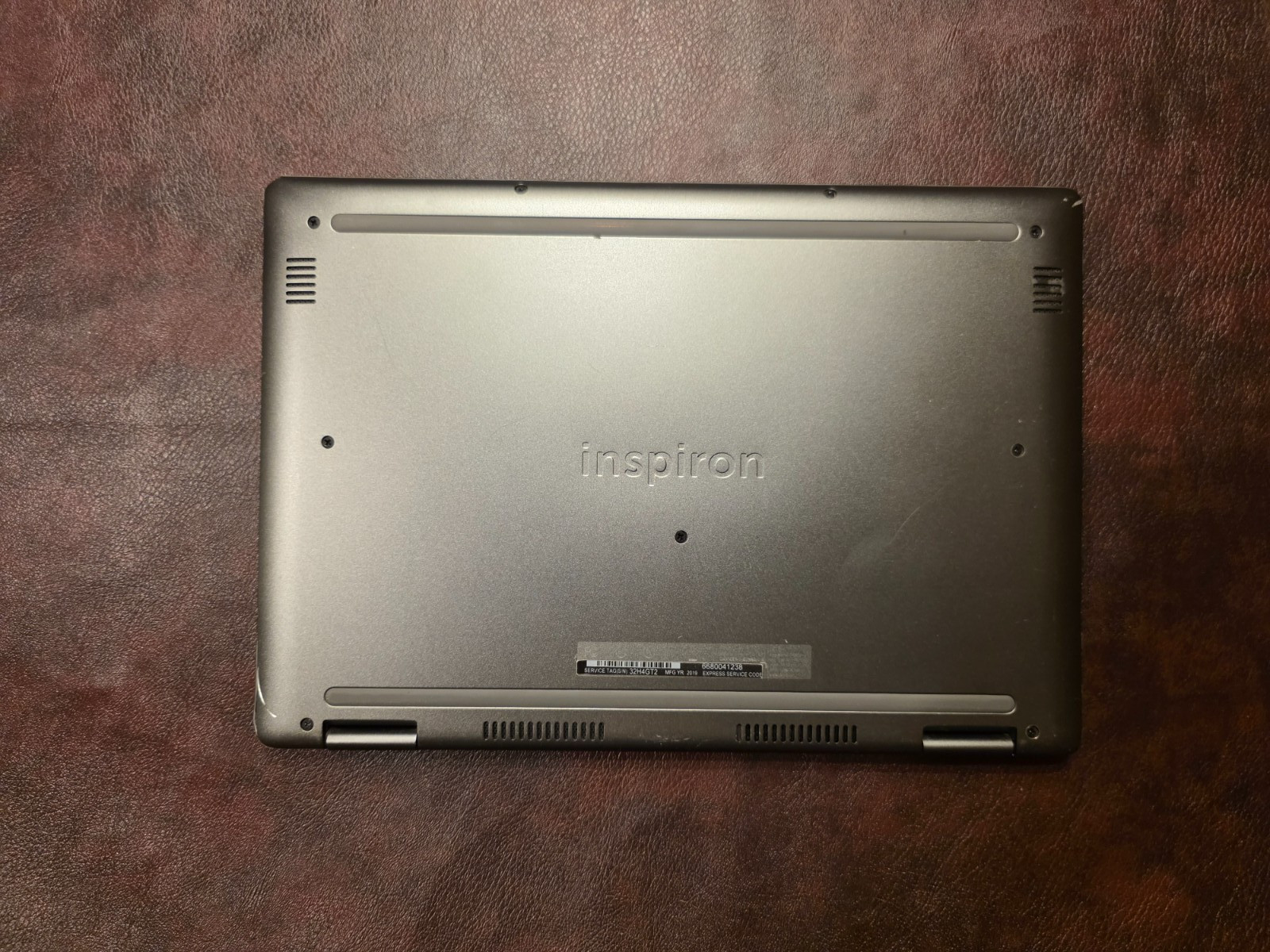 Dell Inspiron 13 7375 2-in-1 FHD Touch RYZEN 5 2500U 256GB SSD 12GB RAM WIN 10