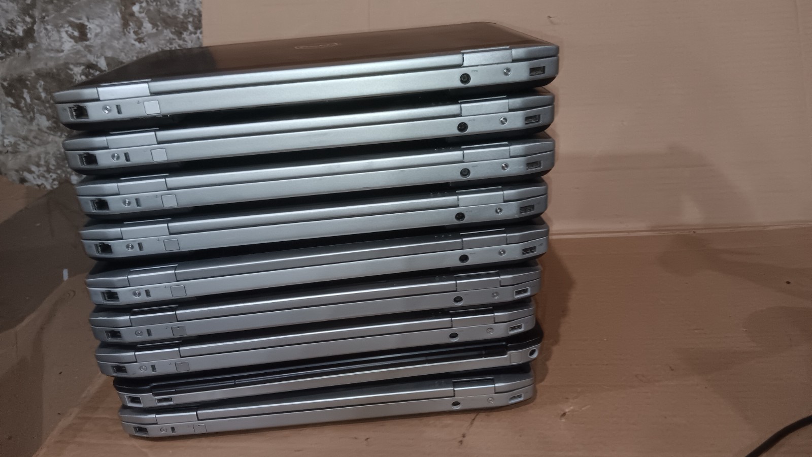 Lot of 9 Dell Latitude E6530, E6520, E5530 Laptops Core i5, 15.6″ LCD Screen P/R