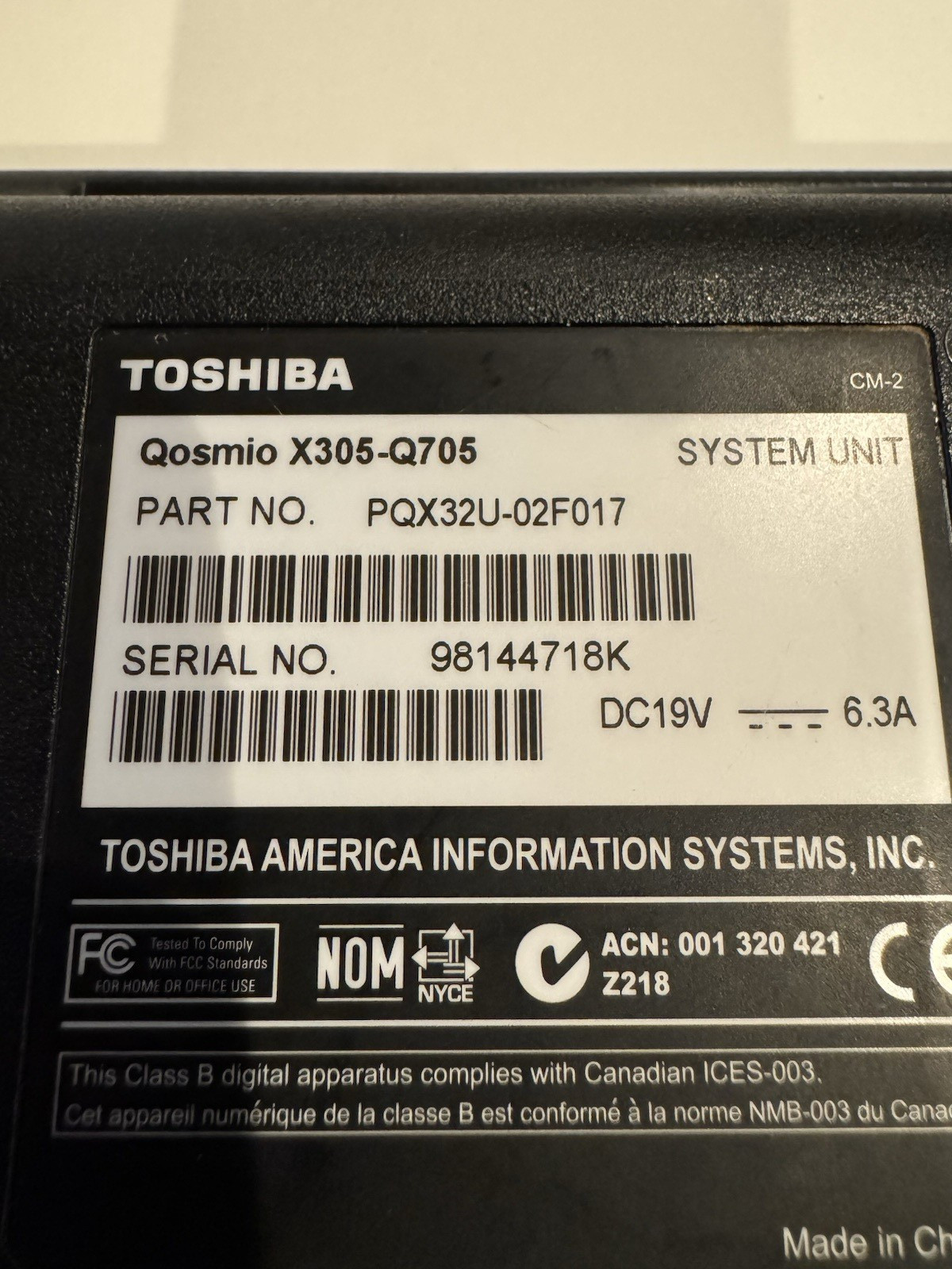 17.1″ TOSHIBA Qosmio X305-Q701 2GHz C2D 8GB 9700M GTS 128GB SSD Gaming Laptop