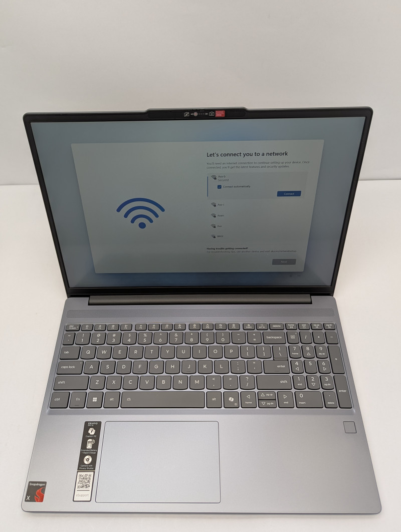 Lenovo IdeaPad Slim 3x Snapdragon X 16GB RAM 1TB SSD 15.6″ Touch WUXGA 1920×1200
