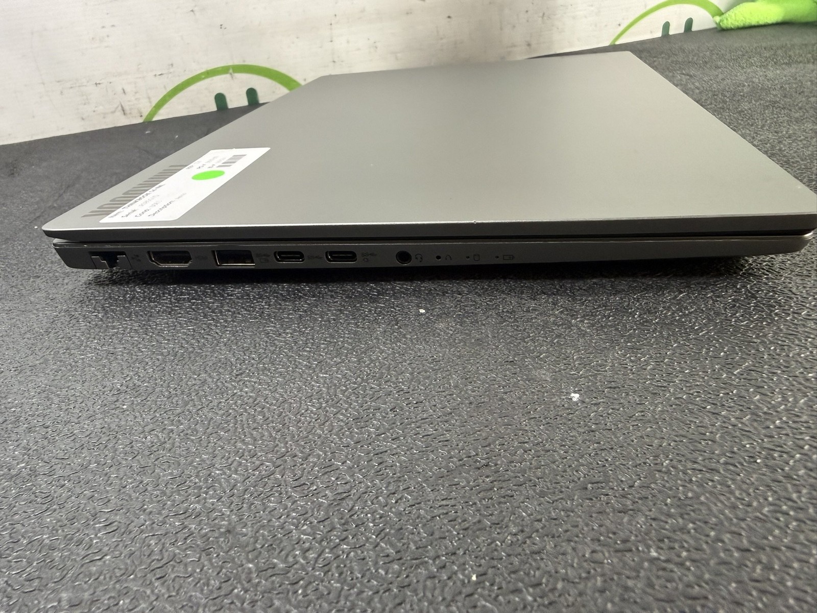 Lenovo ThinkBook 14-IML i7-10510U 1.8GHz 12GB DDR4 512GB NVMe Win11Pro – READ