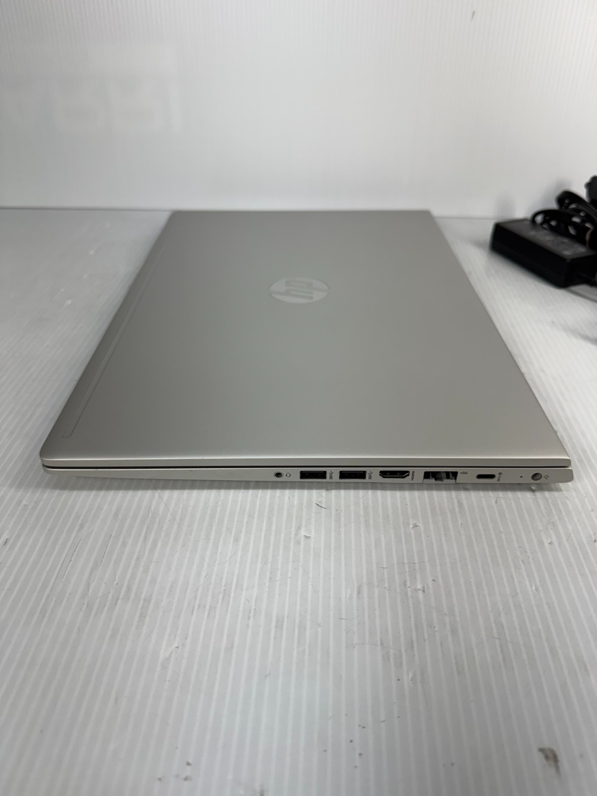 HP ProBook 450 G6 i5-8265U 15.6″ Touchscreen Windows 11 Pro Laptop 256GB 16GB