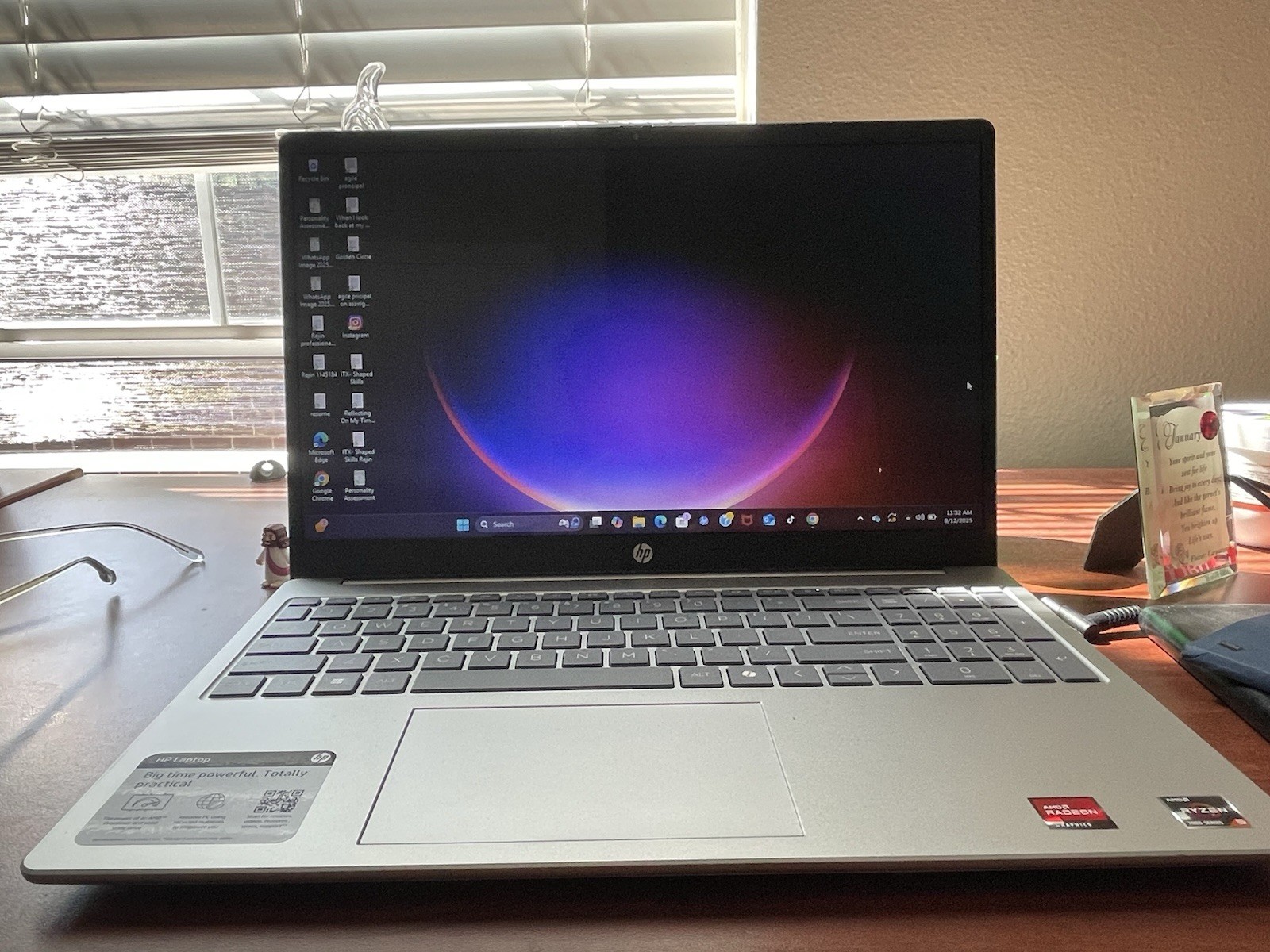 HP 15.6″ FHD Laptop AMD Ryzen 7 5700U 4.3GHz 512GB SSD 8GB RAM Win11 Blue NEW