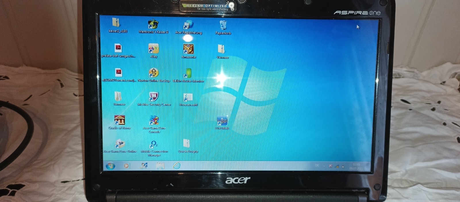 Acer Aspire One ZG8 Netbook, Intel Atom, 1GB RAM, 108GB HDD