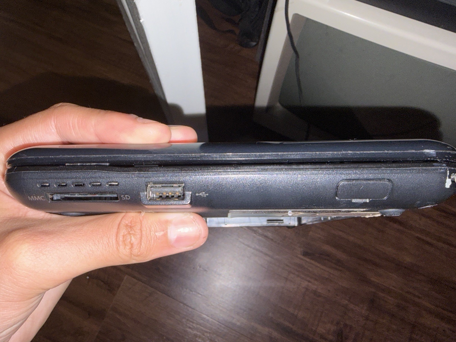 HP Mini 1116nr 10.1″ Netbook Intel Atom 1.60GHz 1GB RAM 16gb ssd Win7 w/charger