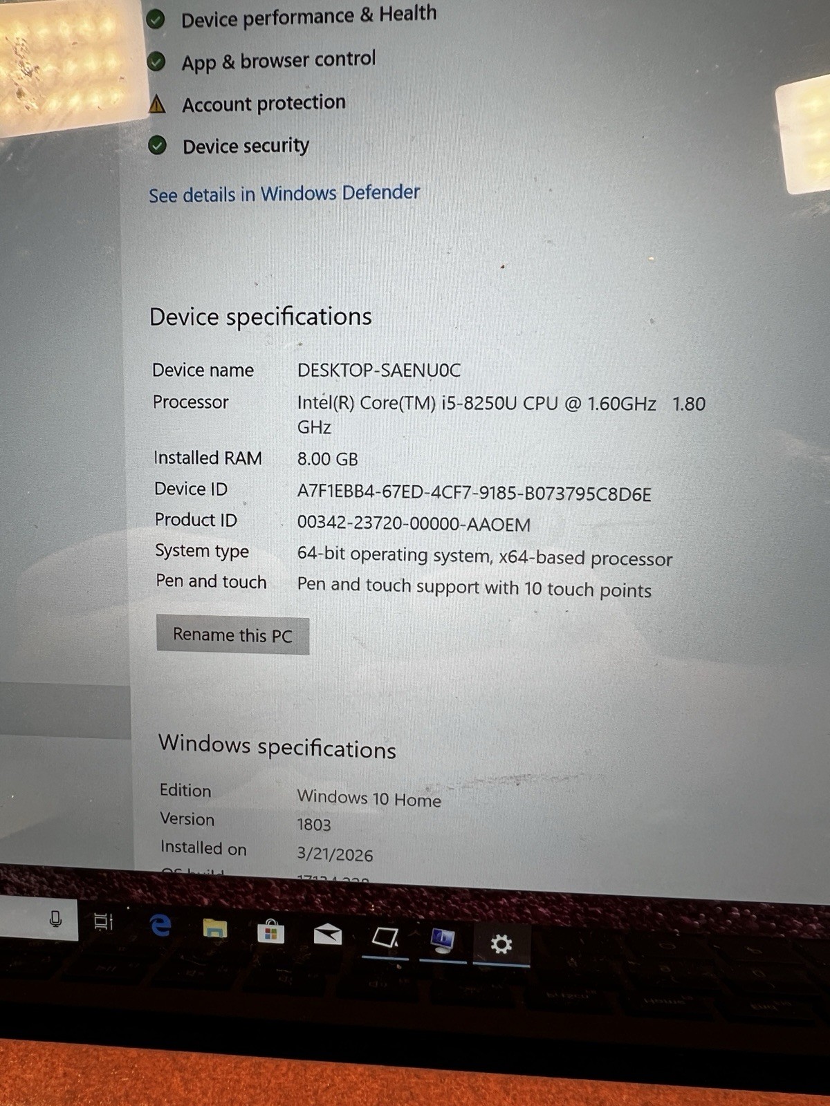 Microsoft Surface laptop 2 13.5″ (256GB, Intel Core i5 8th Gen. 1.60 GHz, 8 GB)