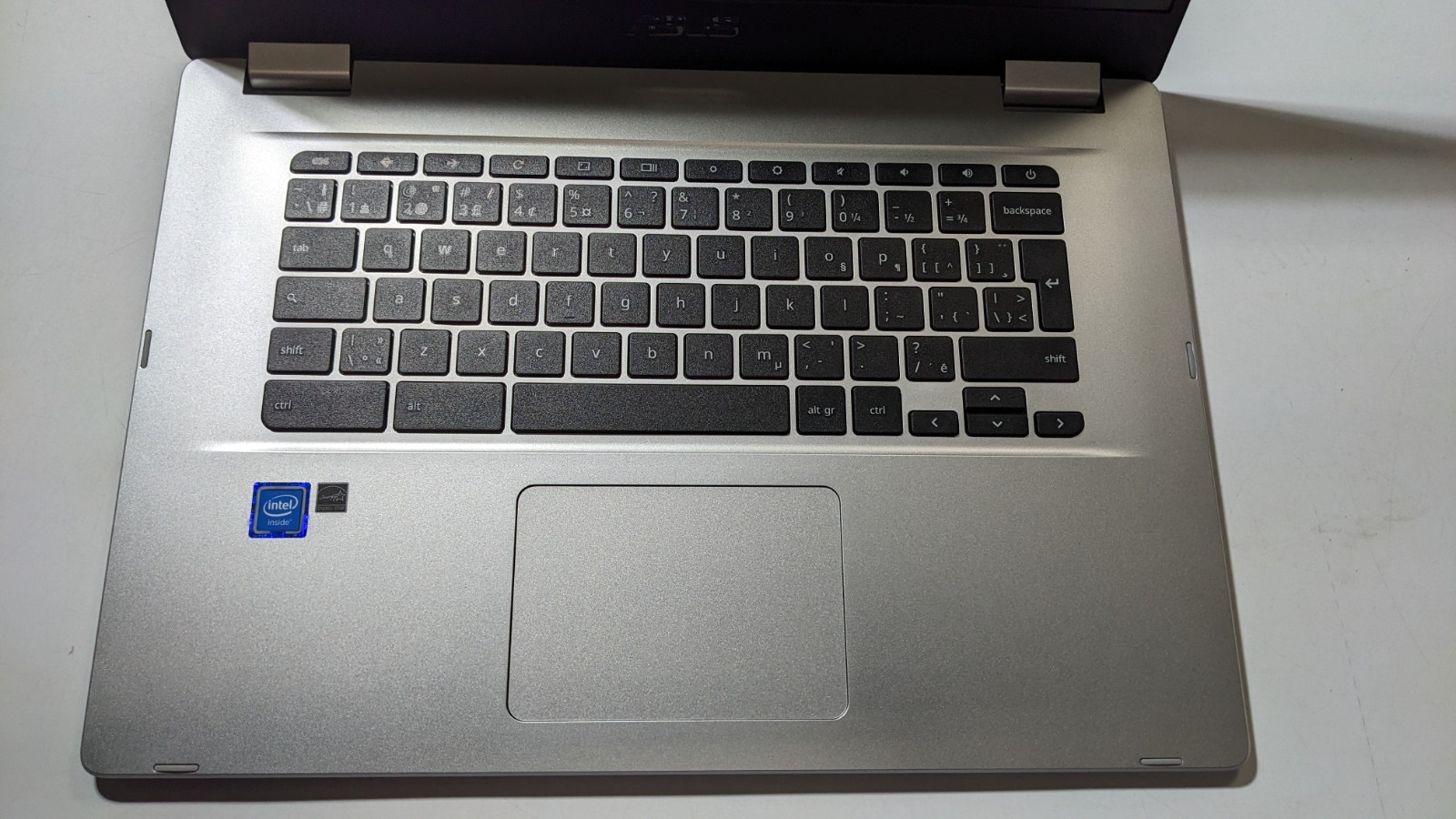 Asus Chromebook (C523NA) 15.6inch HD NanoEdge Display *BROWNBOX