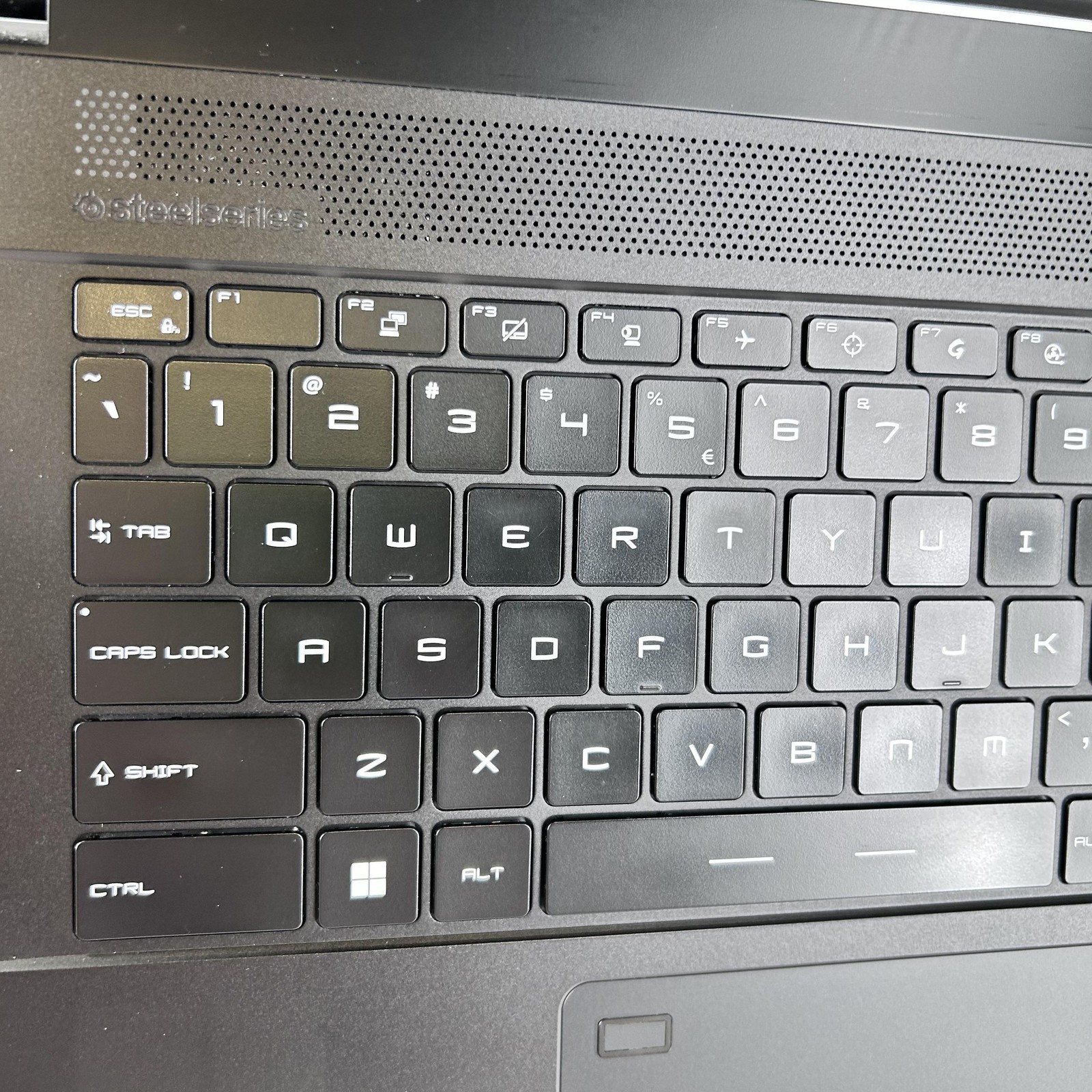 MSI Stealth GS66 15.6 240Hz 2K 2.9 GHz i9-12900H 64GB 1TB SSD RTX 3080 Good