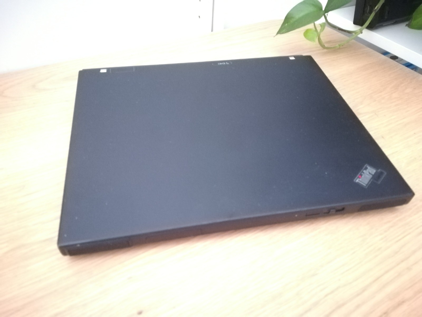 Lenovo ThinkPad X61s Core 2 Duo 1.6Ghz Windows XP Windows 7