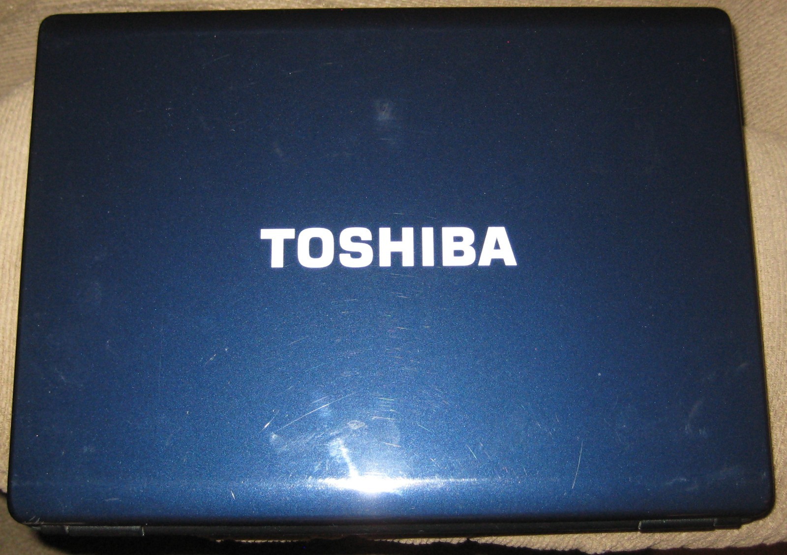Toshiba Satellite L305-S5941 Laptop, Intel Core 2 Duo, 3GB RAM, 200GB HDD, Win 7