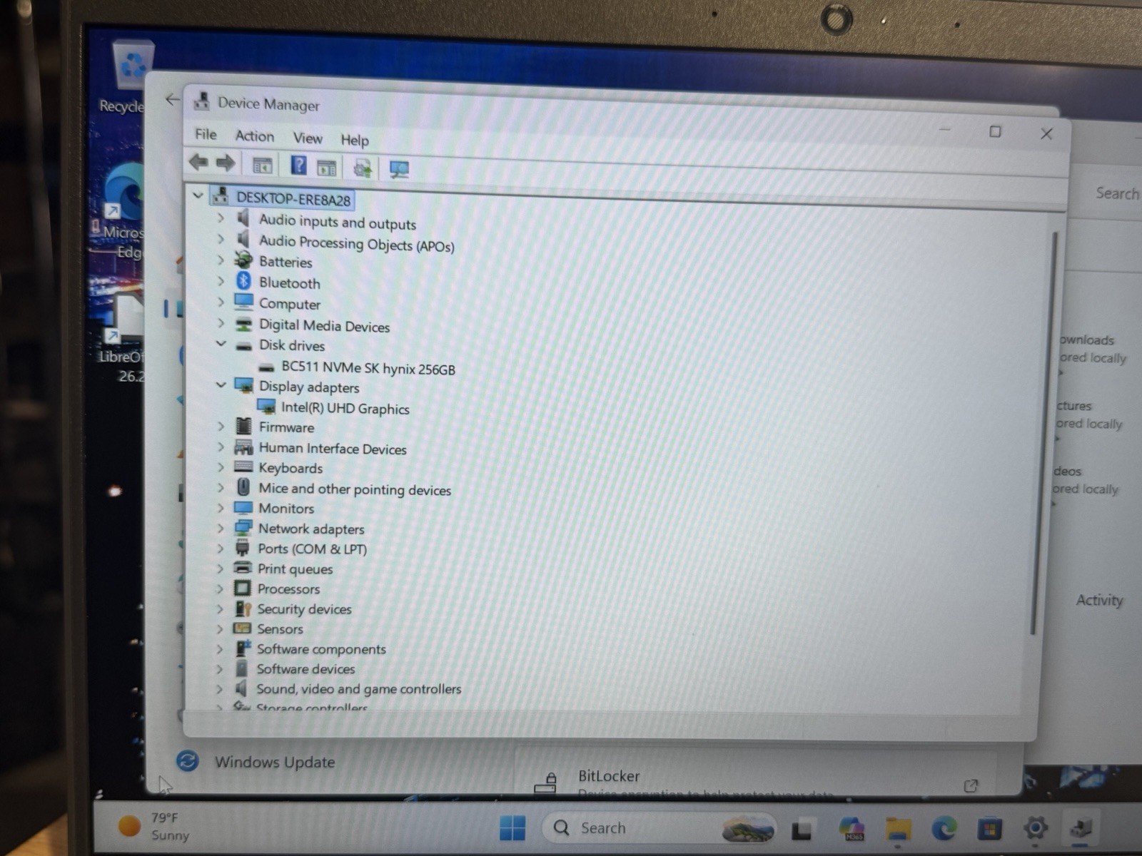 Dell Latitude 5440 Laptop i7-1370p 8GB Ram 256 SSD Win 11 Pro + Libre Office