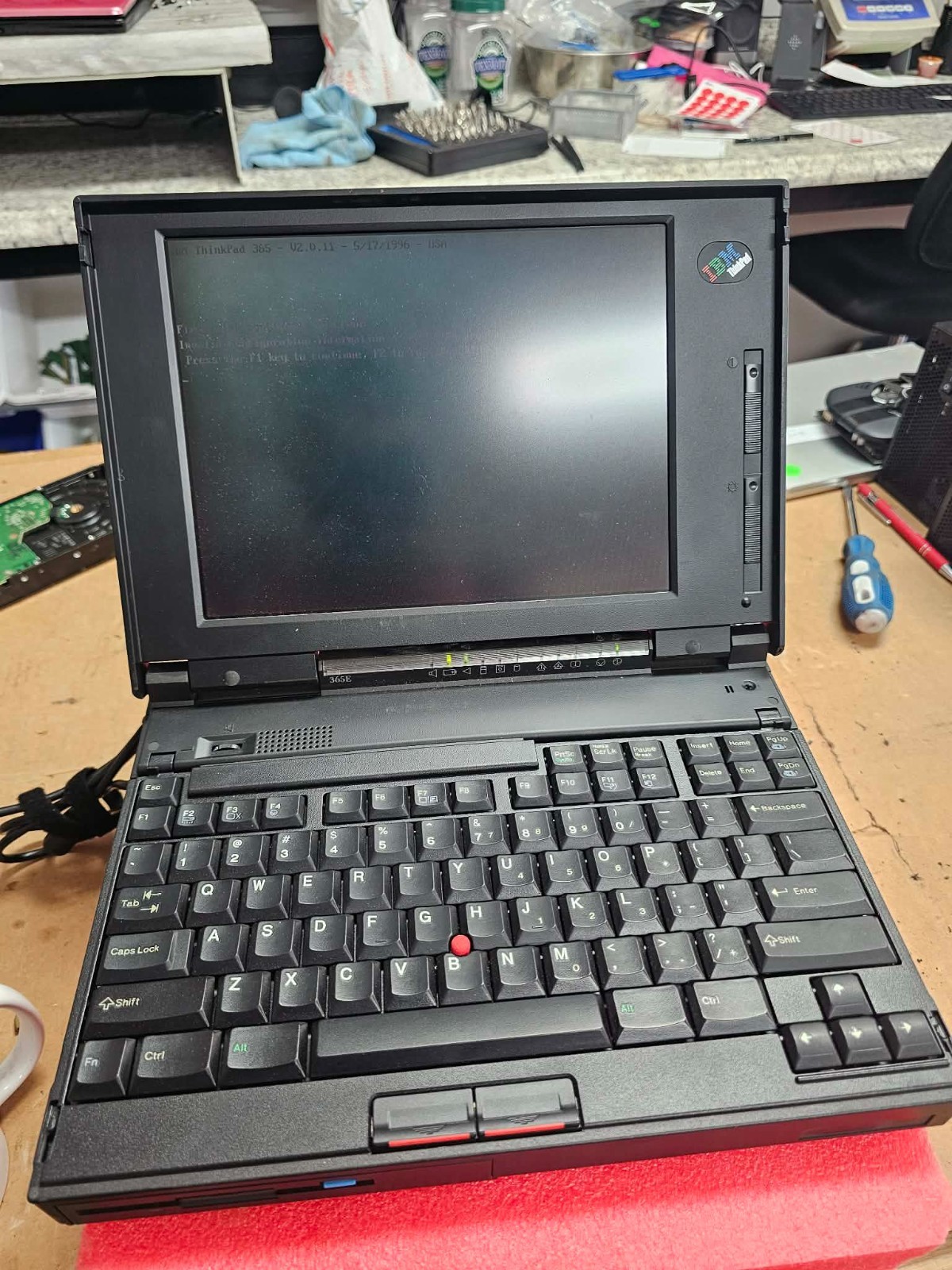 Retro IBM Thinkpad 365E Intel Pentium Laptop Notebook Clean Tested Powers/Posts