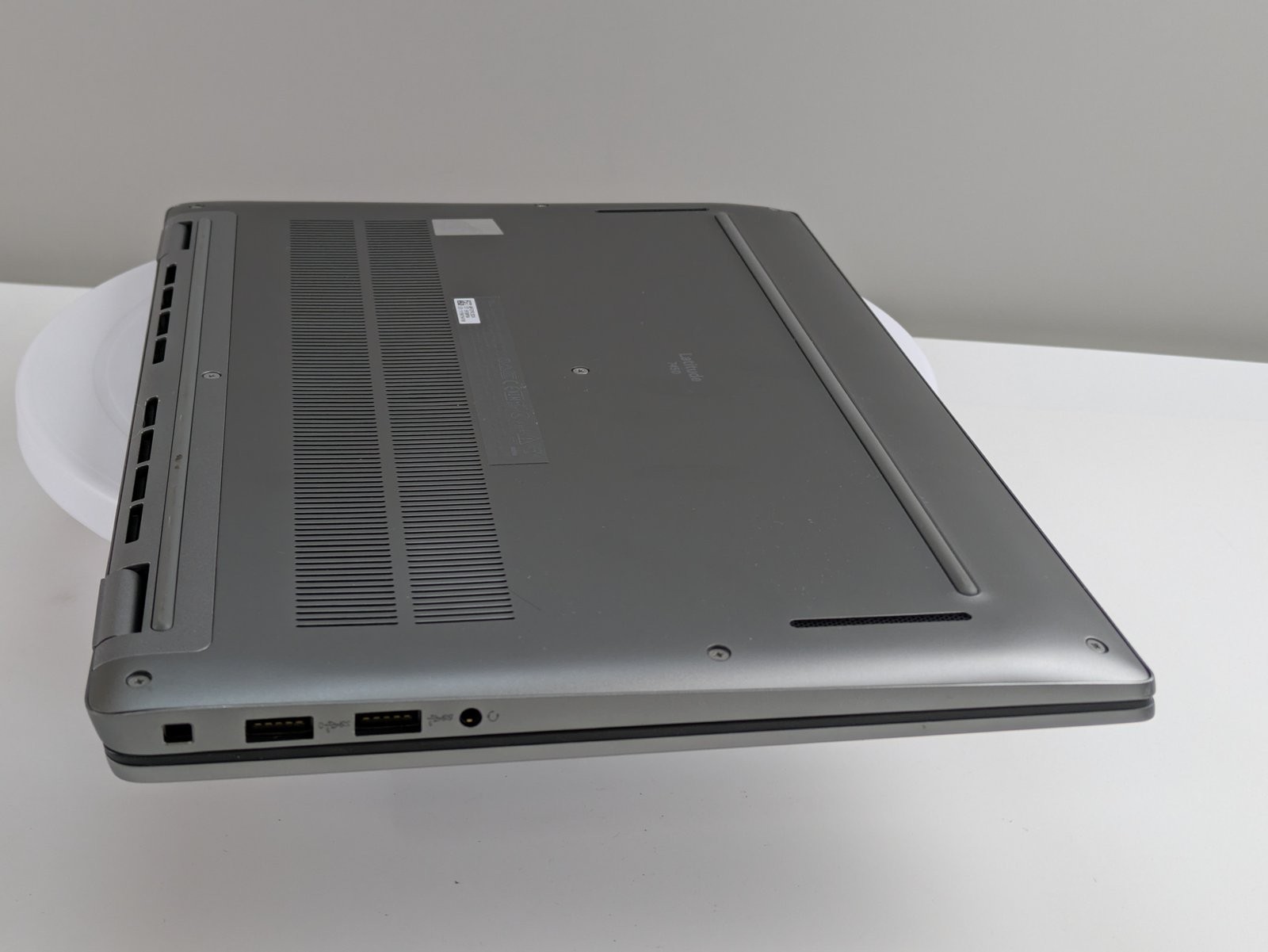 Dell Latitude 7450 14″ Core Ultra 5 135U 32GB RAM 512GB SSD WUXGA Windows 11 Pro
