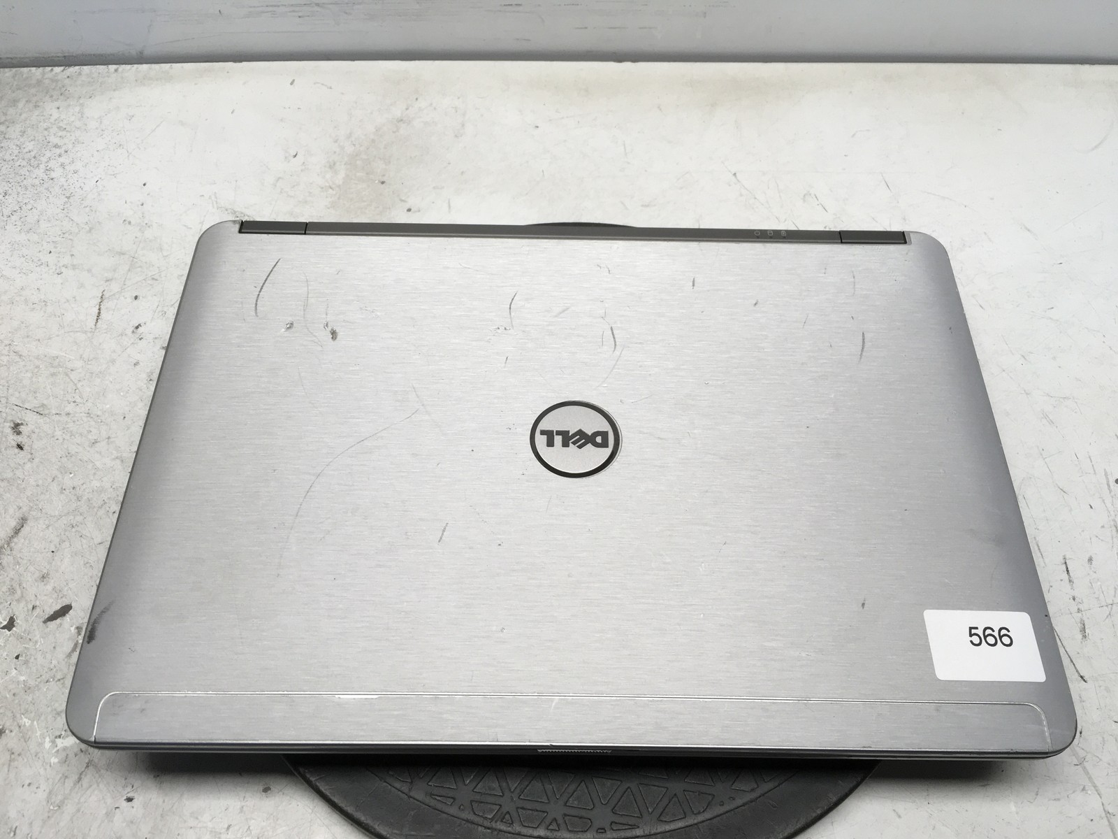 Dell Latitude E6440 Intel i5-4310M 2.7GHz 4 GB NO HDD No Batt