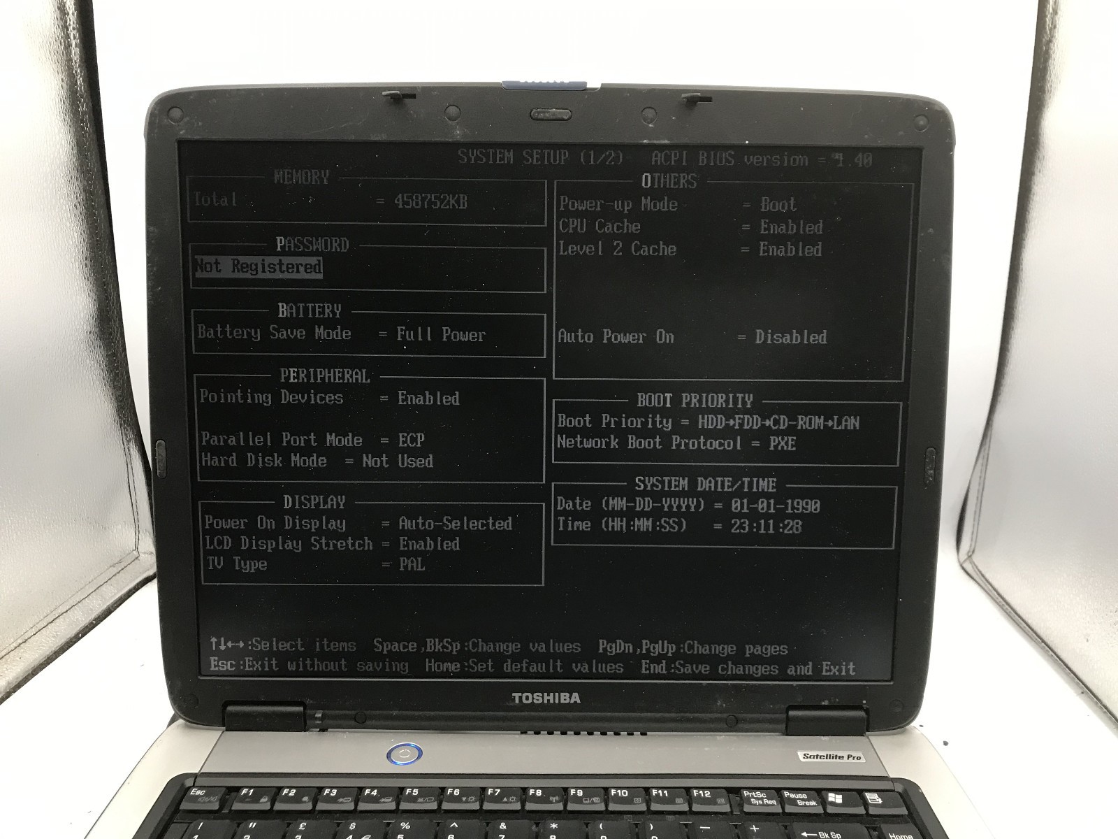 TOSHIBA SATELLITE PRO A60 – BOOTS TO BIOS – INTEL CELERON – 256MB RAM – READ -BB