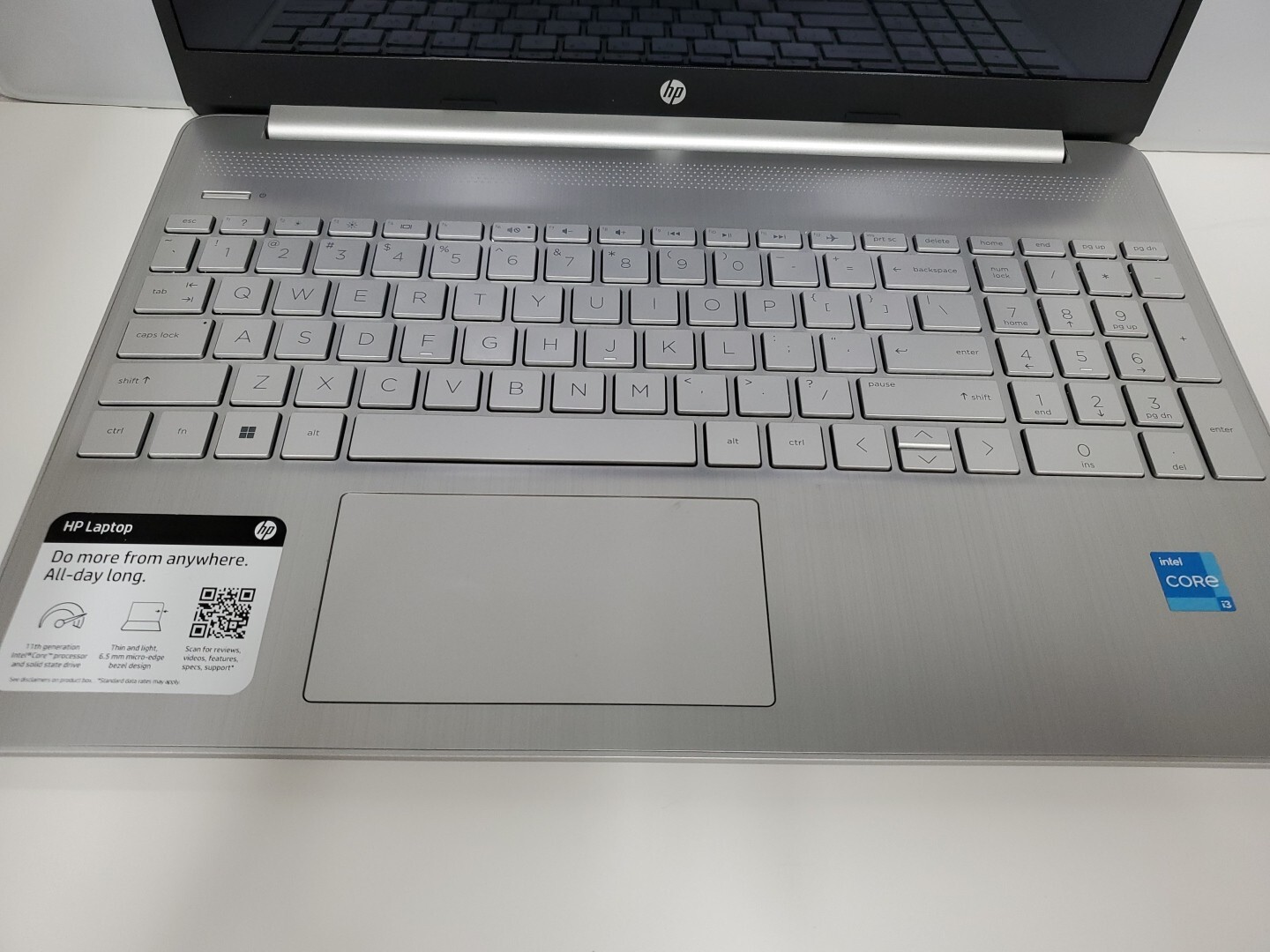 HP Laptop 15-dy2710nr 15.6″ Intel Core i3-1115G4 8GB, 512GB SSD, Windows 11 Home