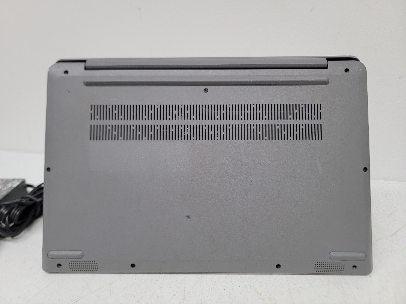 Lenovo IdeaPad 1 14IGL7 14″ FOR PARTS