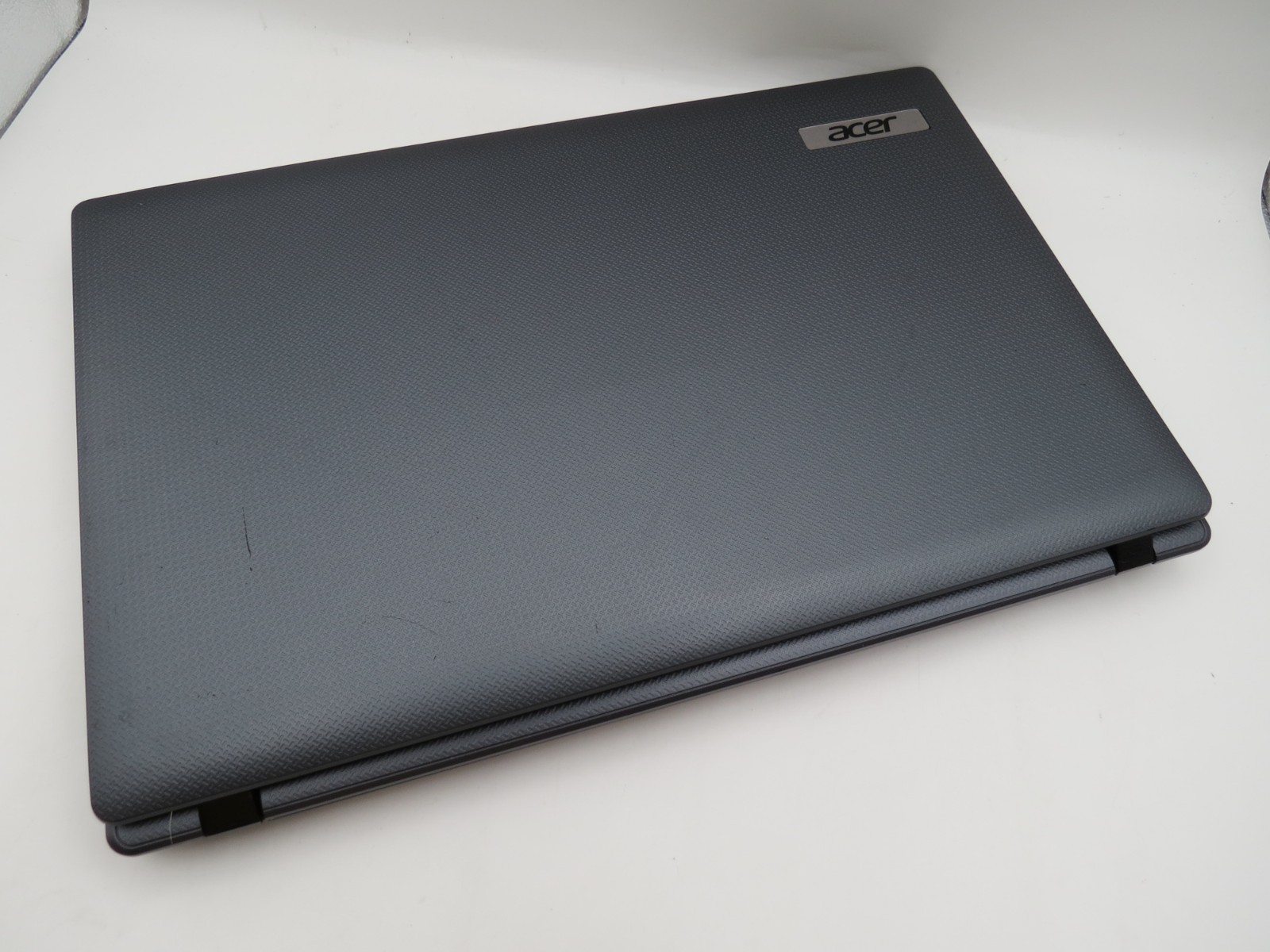 Acer Aspire 5733 | Intel Core i3 | 3GB DDR3 | No HDD/OS/AC PARTS