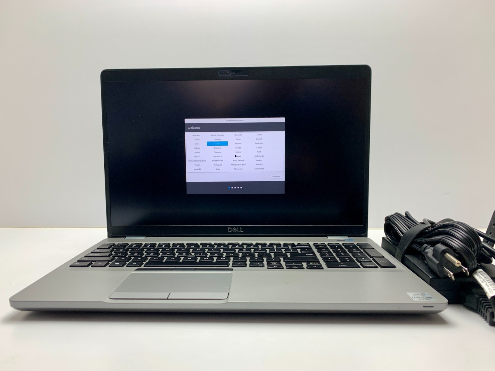 Dell Precision 3551 | i9-10885H | 32GB RAM | 512GB NVMe | LINUX | BAD USB-C