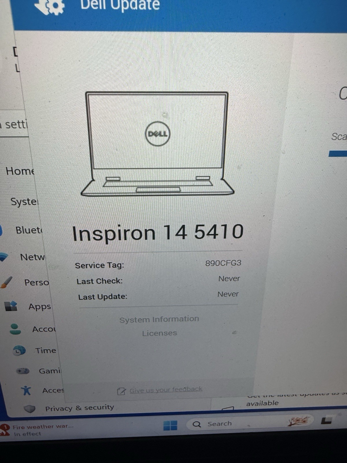 Dell Inspiron 5410 i5 11300H 3.1GHz 8GB RAM Win 11 No Charger