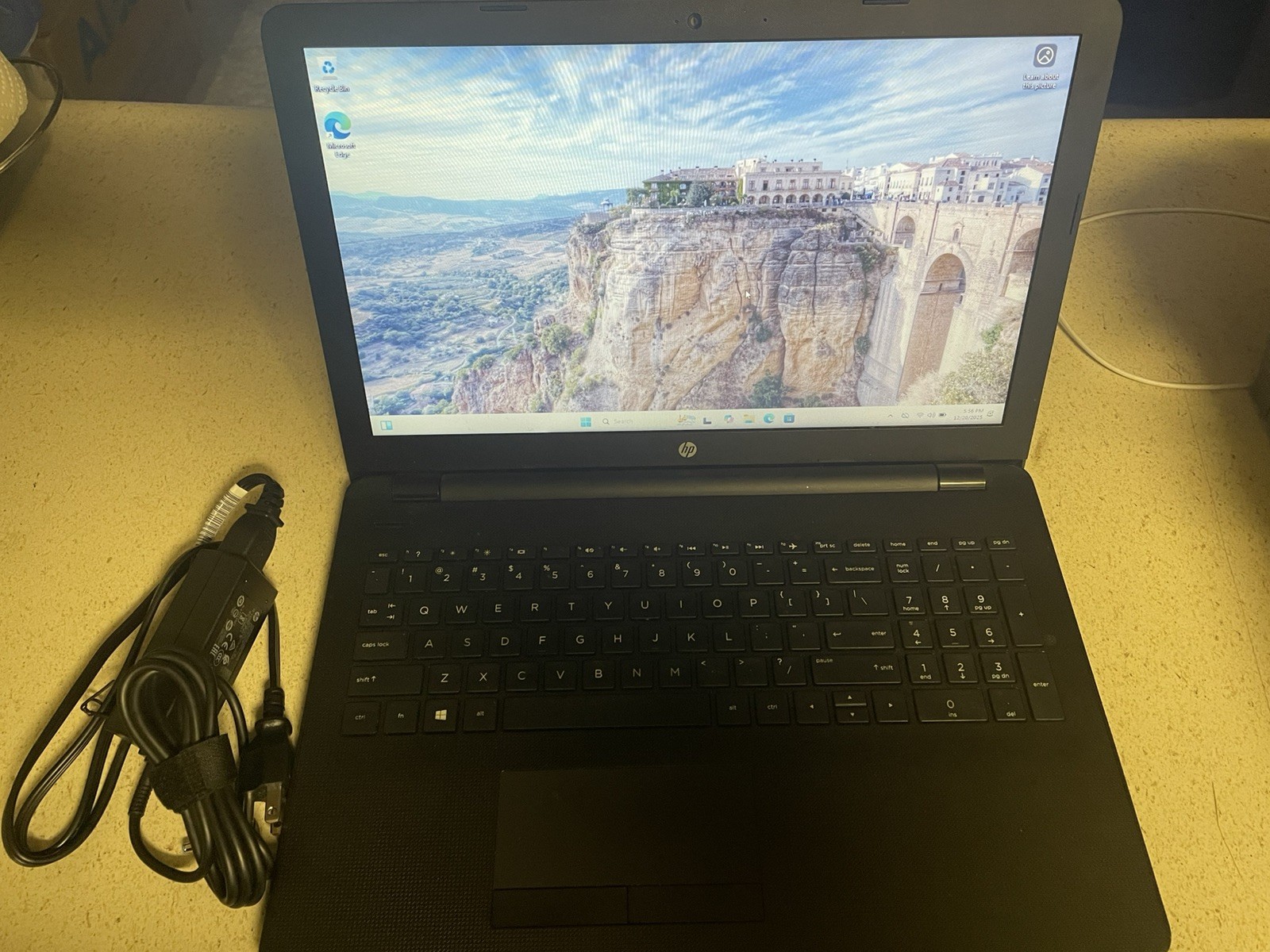 Hp Notebook (15-bw0xx) AMD A6-9220 12GB 500GB HDD