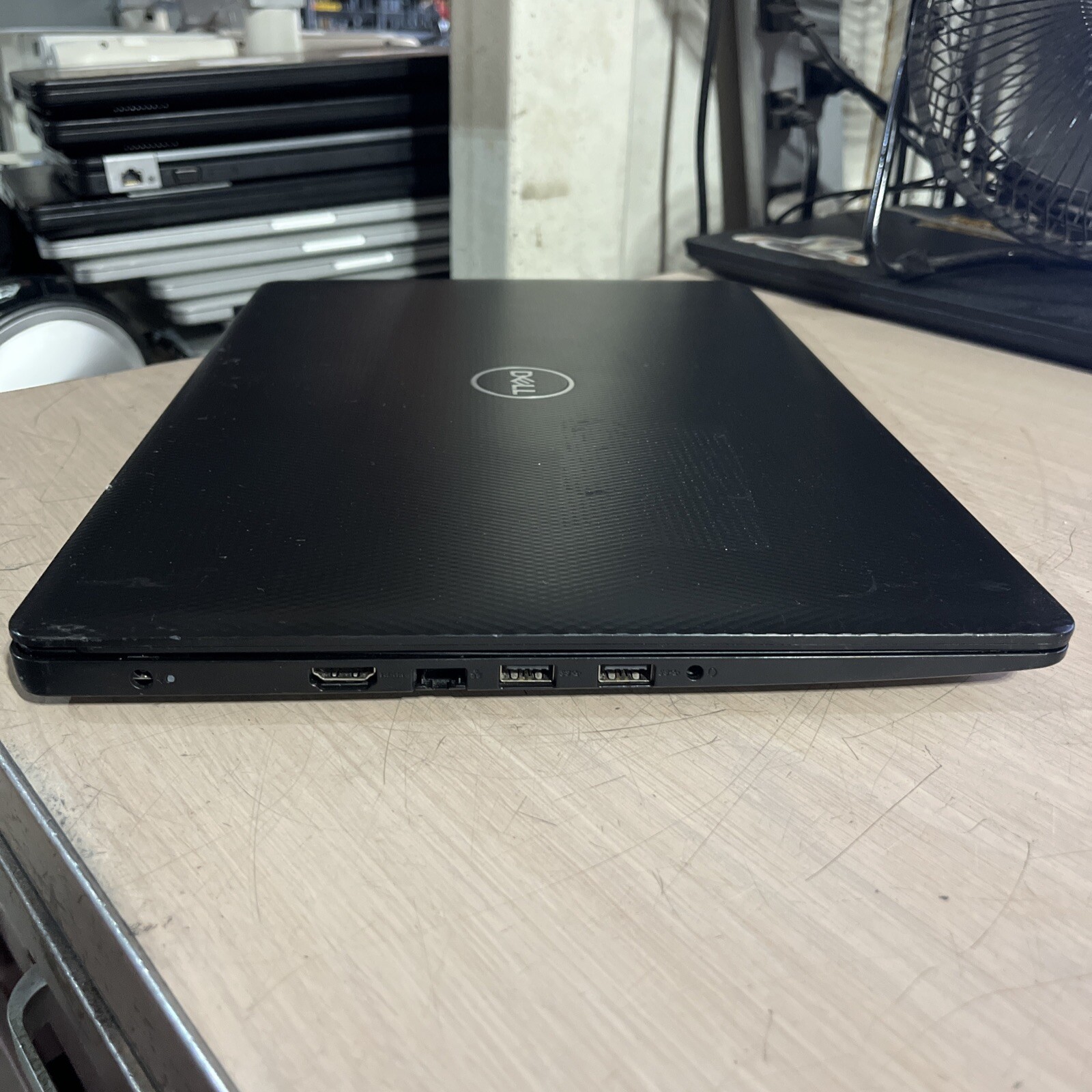 DELL INSPIRON 3585 AMD RYZEN 3 8GB RAM NO HD