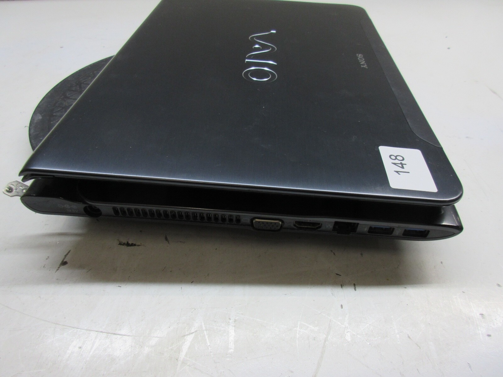 Sony Vaio PCG-61411L VPCCW27FX Intel Core i5 1st Gen 4GB NO HDD No Batt