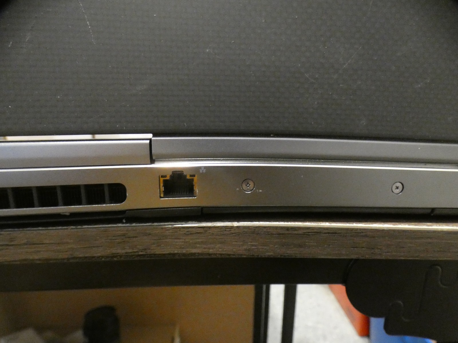 15.6″ Dell Precision 7510 i7-6820HQ 2.70GHZ 16GB 1TB HDD Notebook Win 11 M1000M