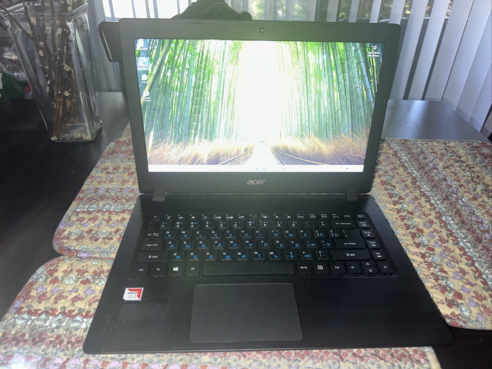 acer laptop windows 11 ￼hard drive SSD 125 GB Working,power Supply Not Original