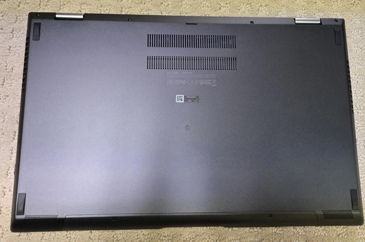 ASUS ZenBook Flip 15 Laptop Q528EH 15.6″ 512GB SSD, Intel Core i7, 16GB
