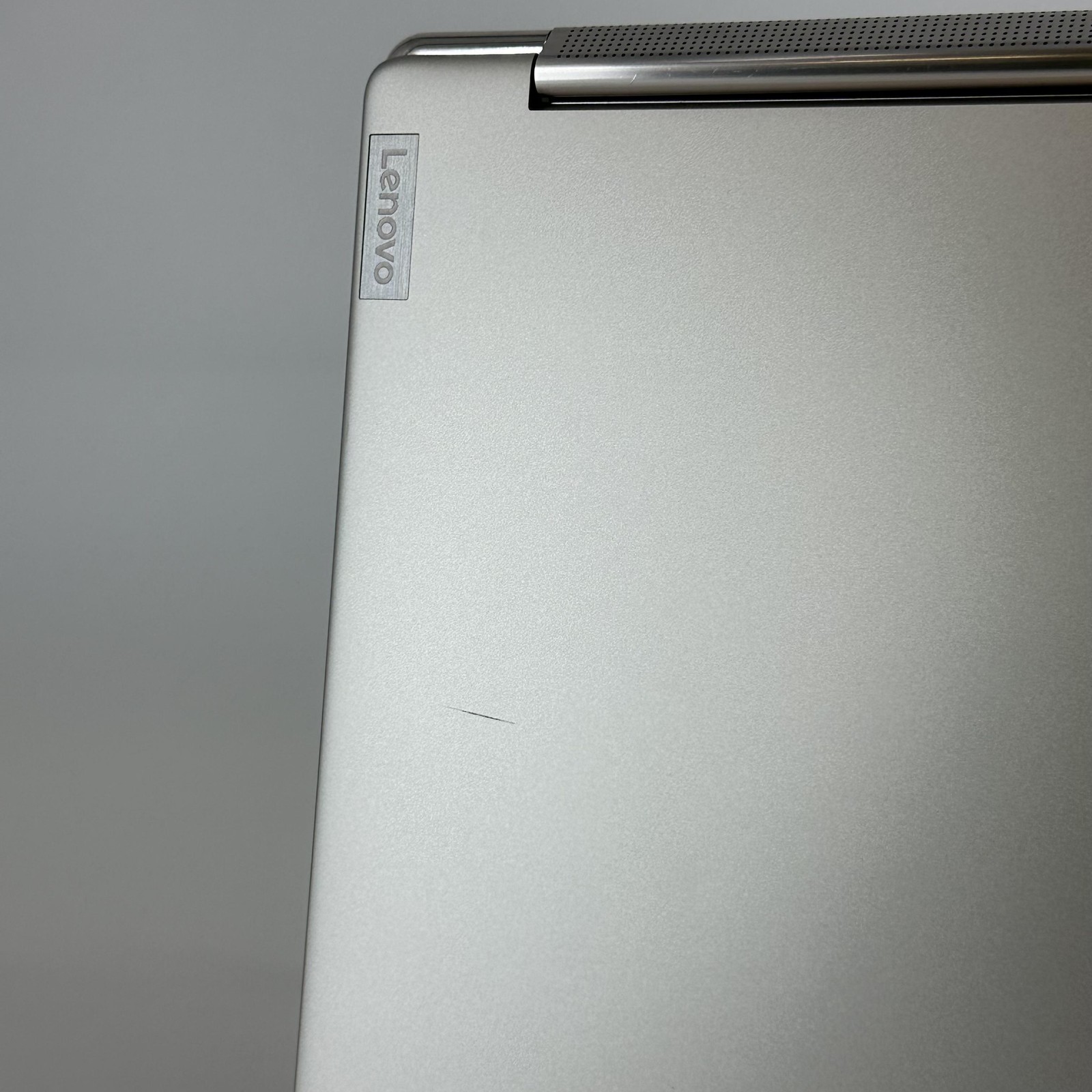 Lenovo Yoga 9i 14 Gray QHD+ TOUCH 2.2 GHz i7-1360P 16GB 1TB SSD Very Good