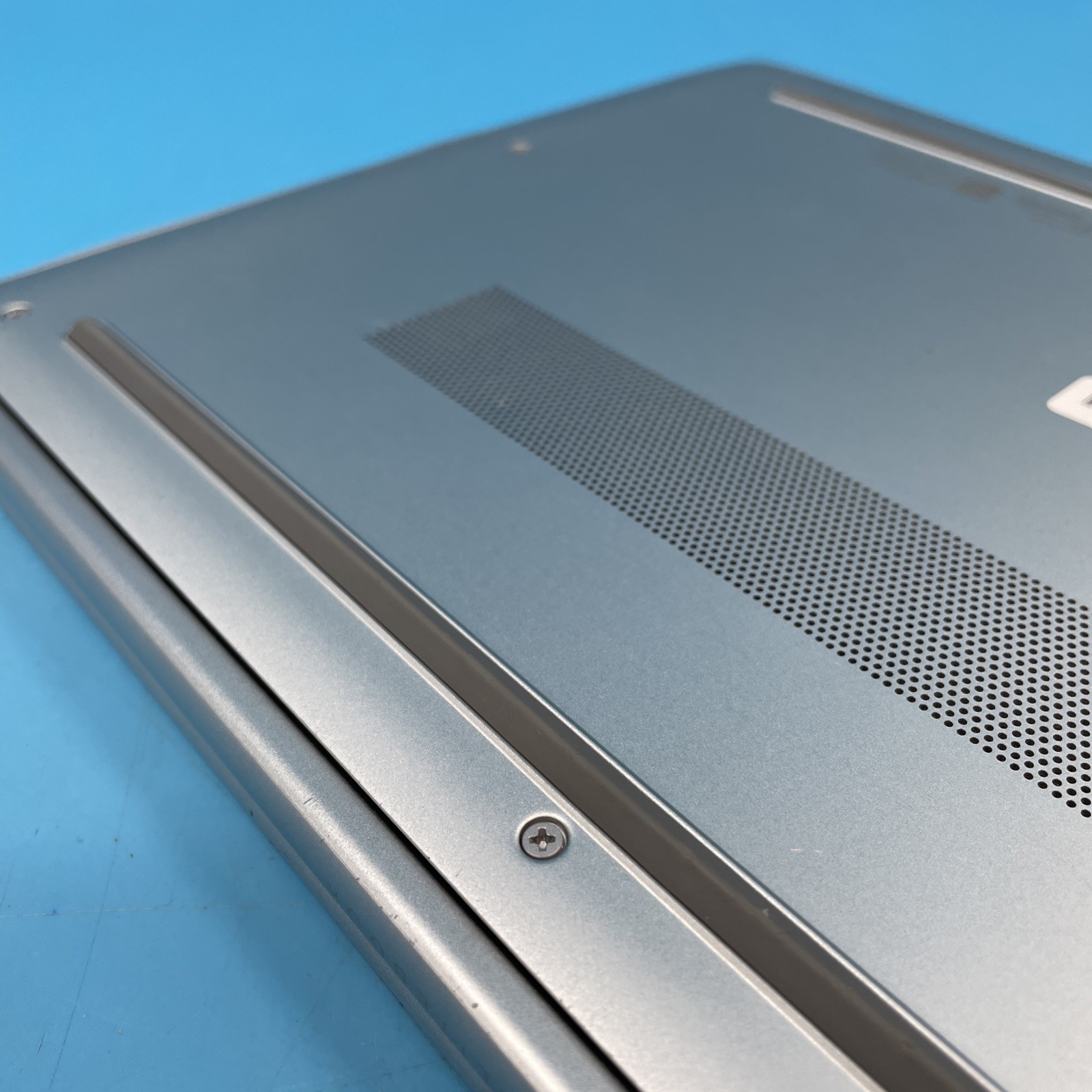 HP EliteBook 840 G11 | Ultra 5 135U | 32GB RAM | 512GB SSD | NO OS | 87% BATTERY
