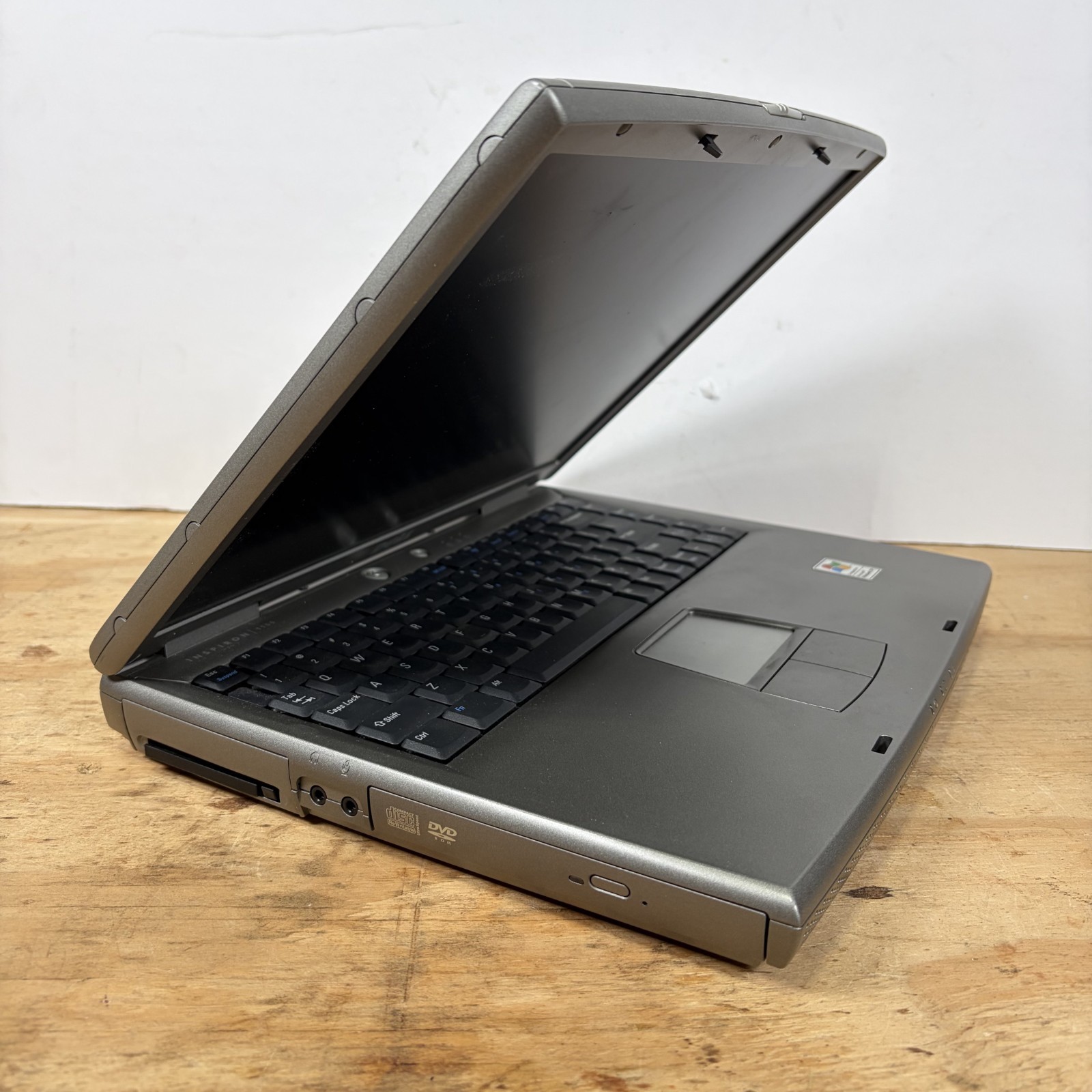 Dell Inspiron 1150 PP08L 14″ Laptop Intel Celeron 2.60Ghz w/ 512MB CD-RW No HDD