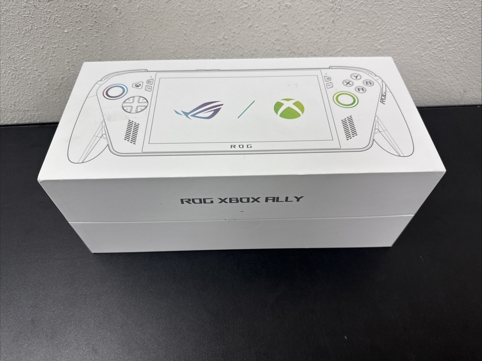 ASUS ROG XBOX Ally 7″ 120Hz Touchscreen Ryzen Z2 A 16GB RAM 512GB SSD