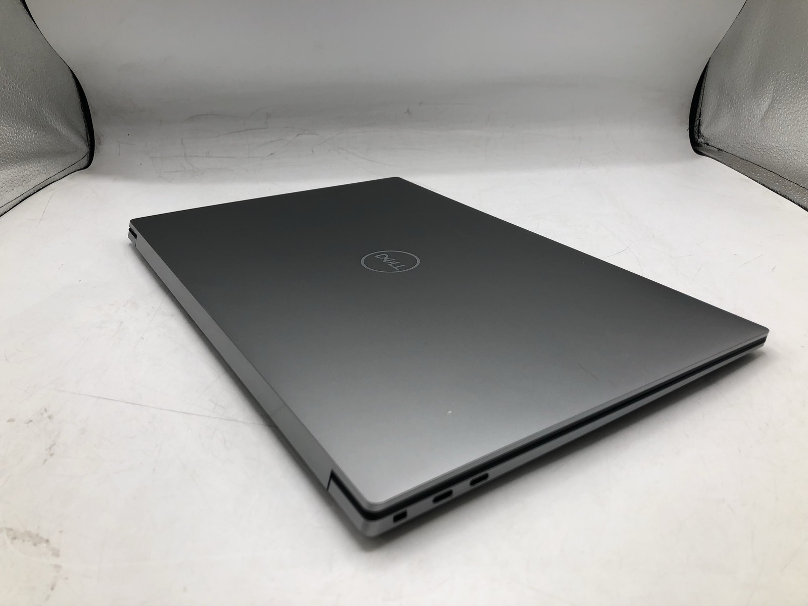 DELL PRECISION 5560 15.6″ i7 2.60GHz 32GB RAM 1TB SSD Grade D