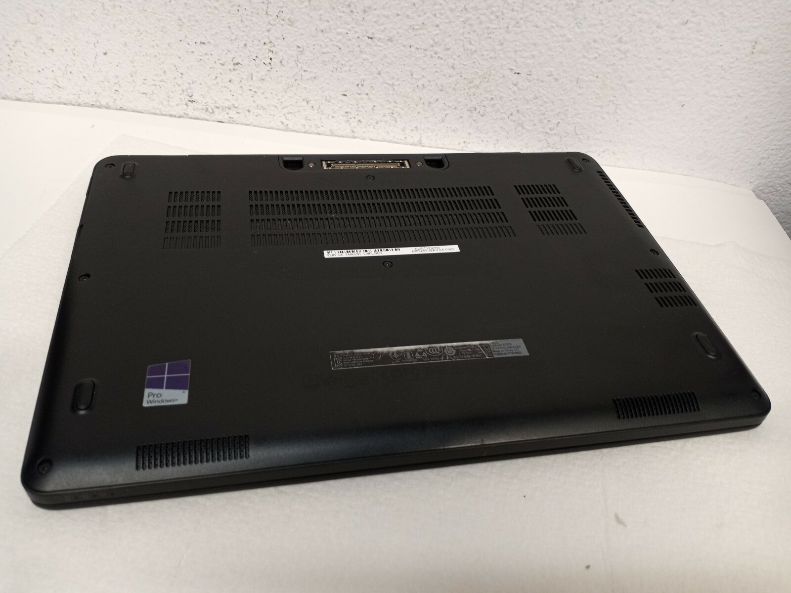 Dell Latitude E7270 12.5″ Intel Core i7-6600U 2.6GHz 8GB RAM 512GB SDD Win11 Pro