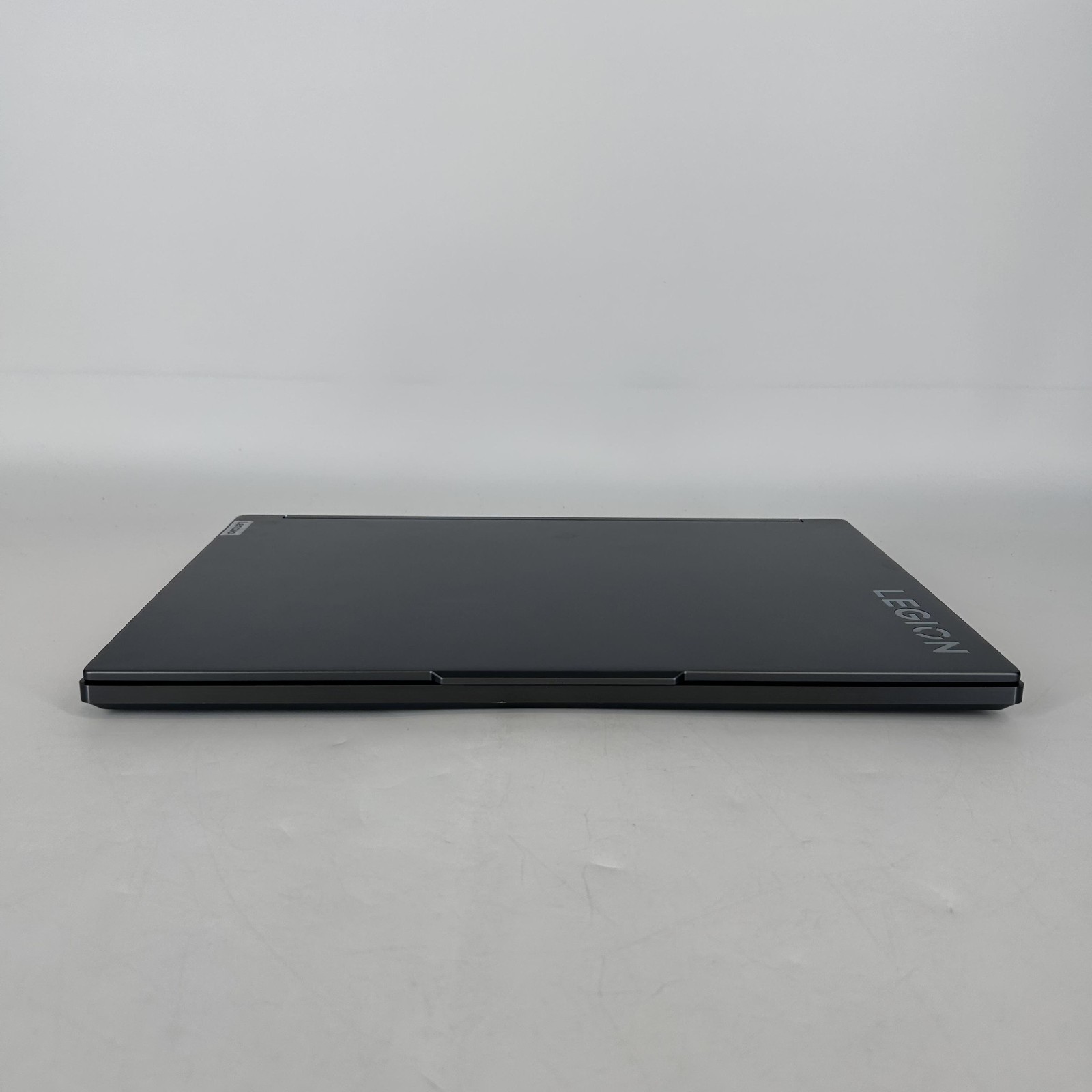 Lenovo Legion Slim 7 16 QHD+ Ryzen 7 7840HS 32GB 1TB RTX 4060 BAD USB-C PORTS